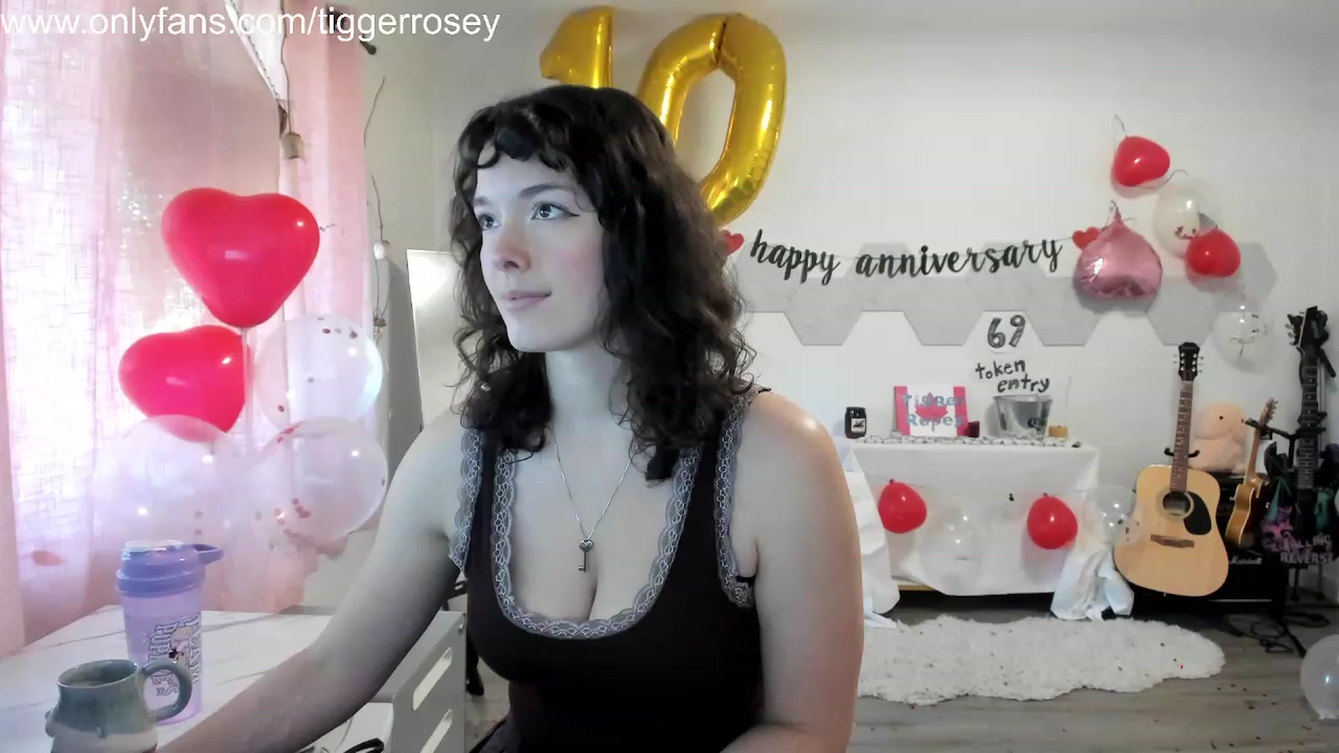 Gallery image thumbnail from TiggerRosey's myfreecams stream on, 11/07/2023, 22:32 image 6 of 20