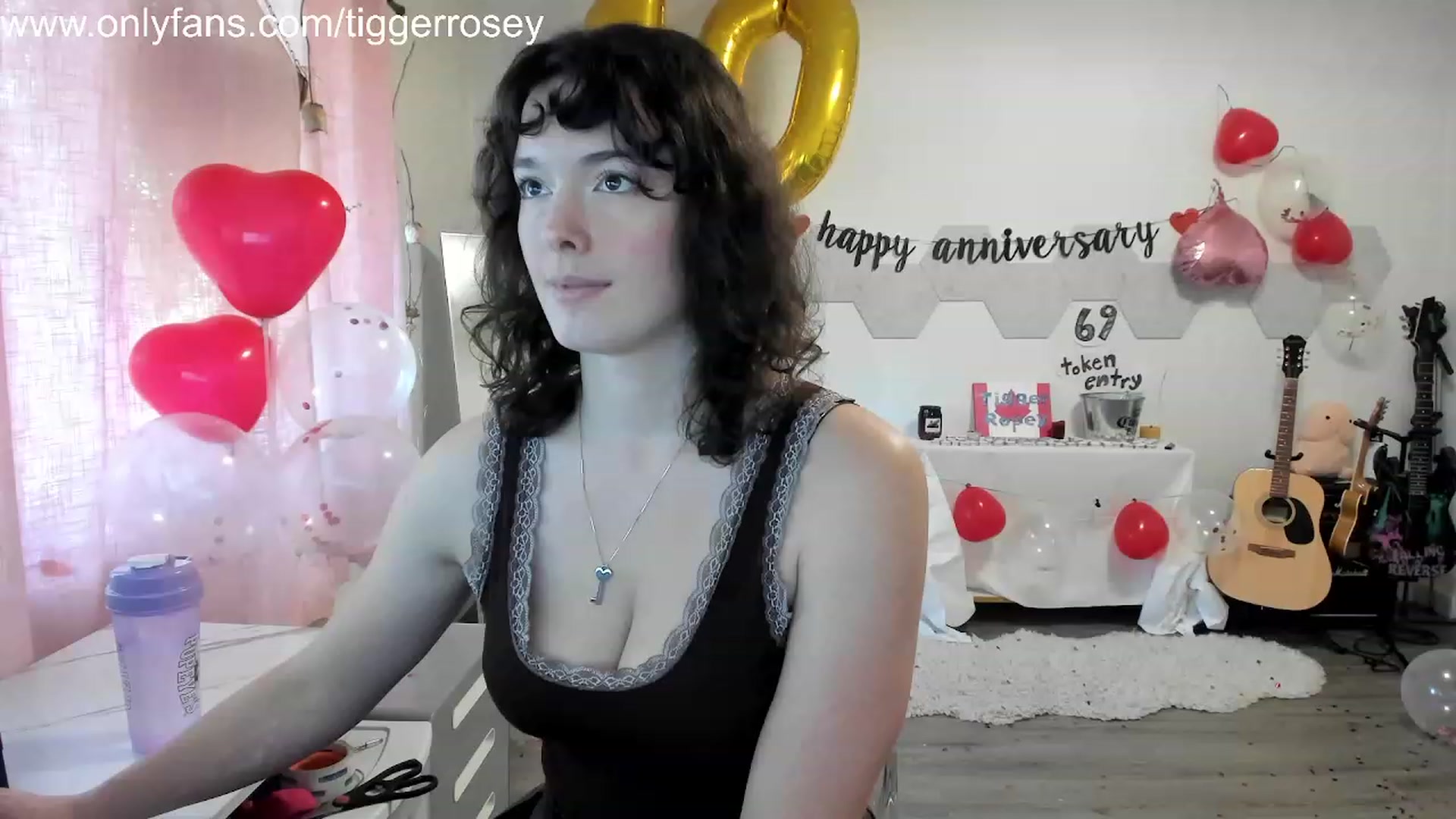 Gallery image thumbnail from TiggerRosey's myfreecams stream on, 11/07/2023, 22:32 image 20 of 20