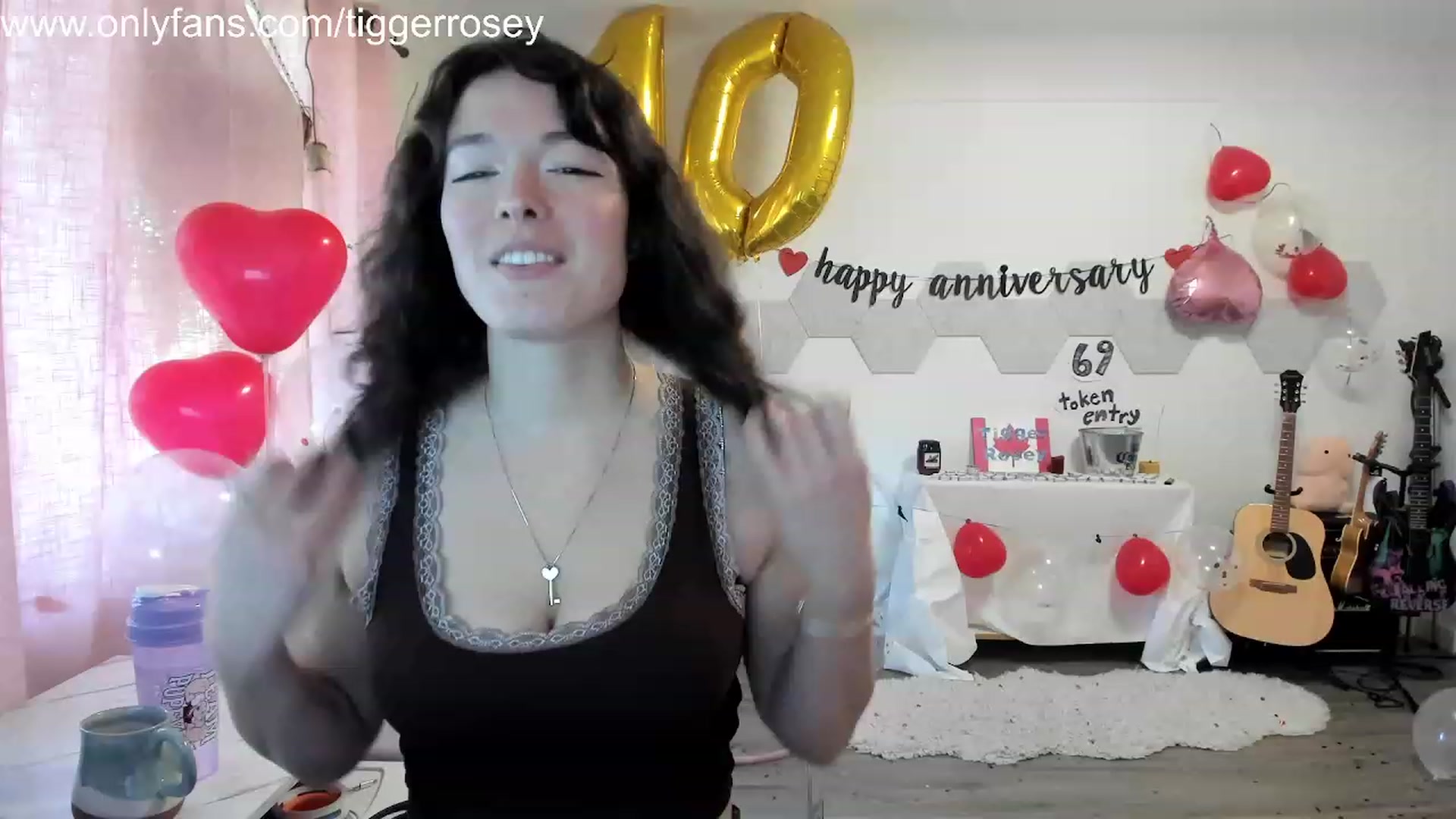 Gallery image thumbnail from TiggerRosey's myfreecams stream on, 11/07/2023, 22:32 image 3 of 20