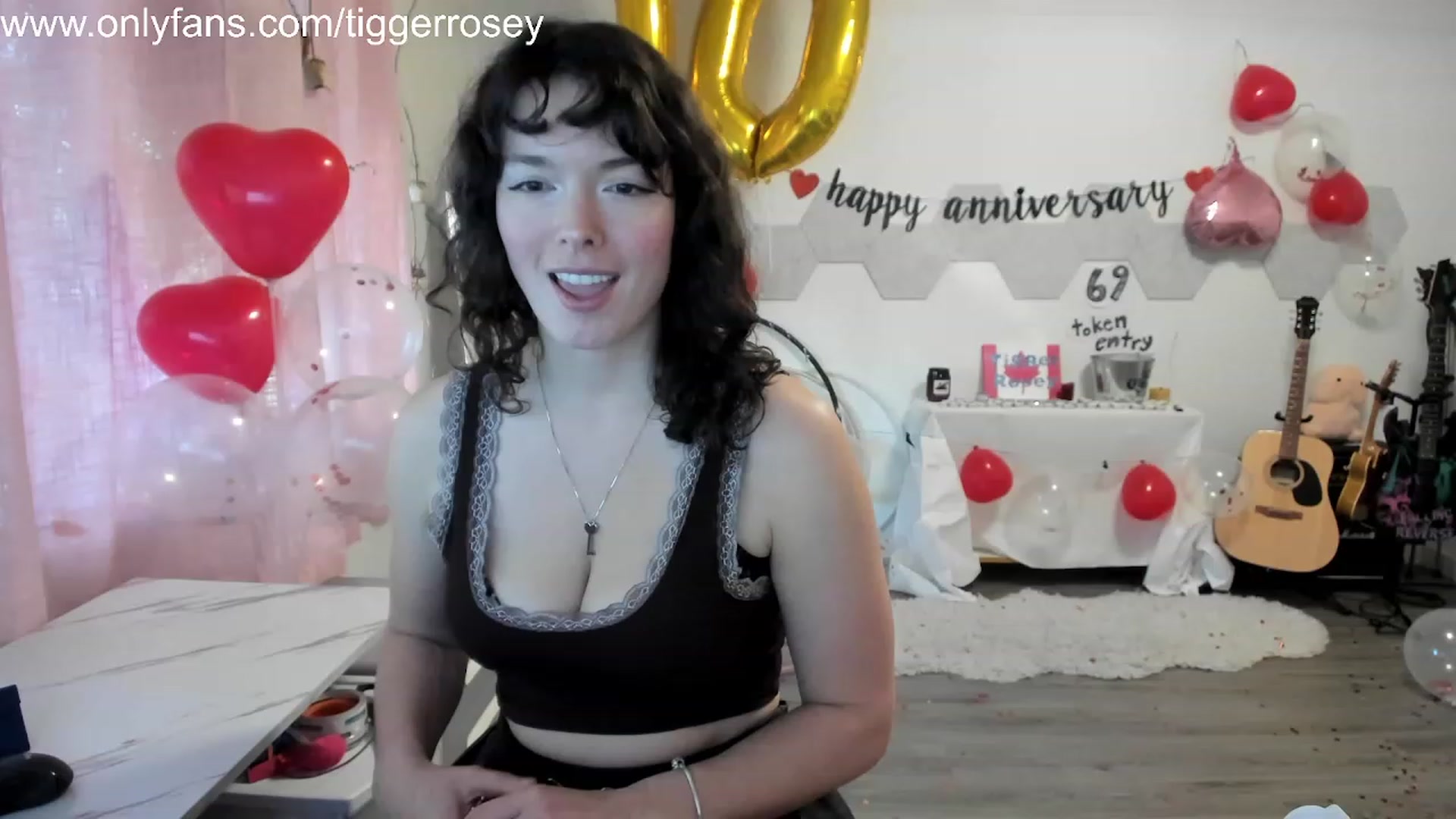 Gallery image thumbnail from TiggerRosey's myfreecams stream on, 11/08/2023, 24:03 image 20 of 20