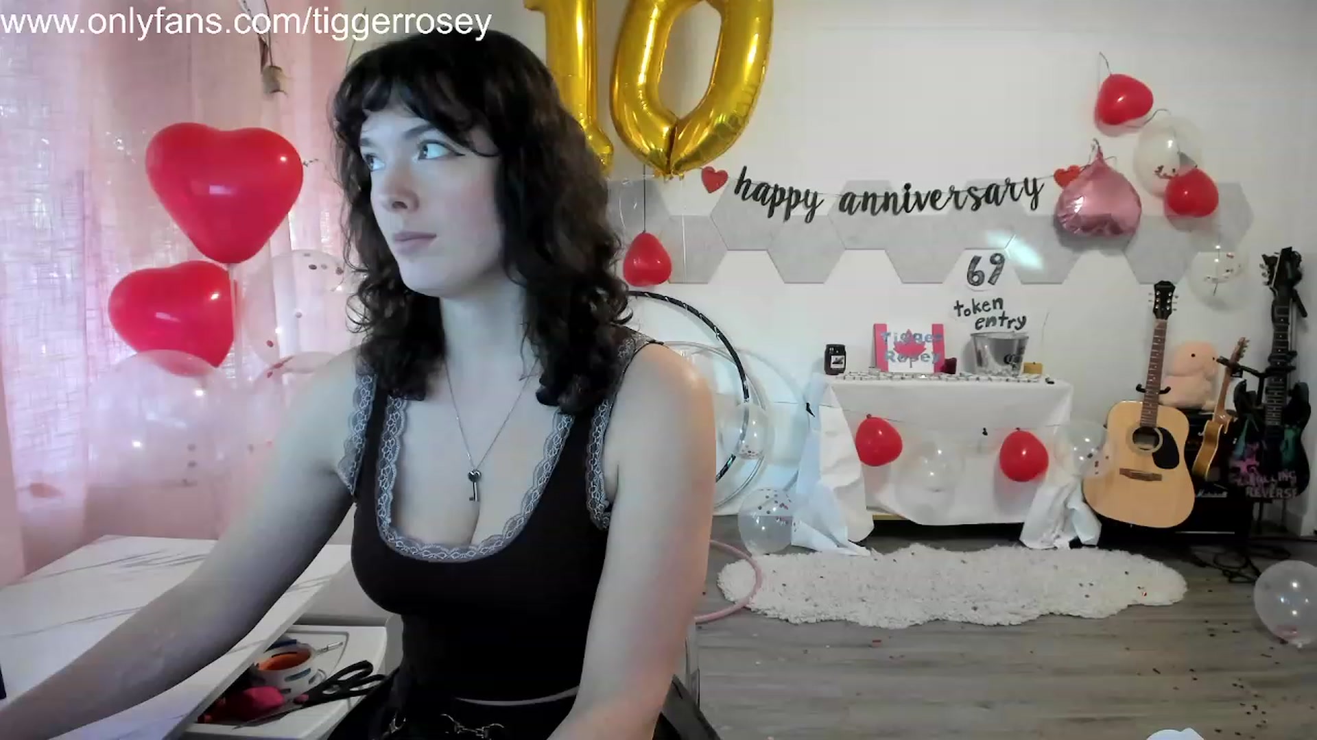 Gallery image thumbnail from TiggerRosey's myfreecams stream on, 11/08/2023, 24:03 image 15 of 20