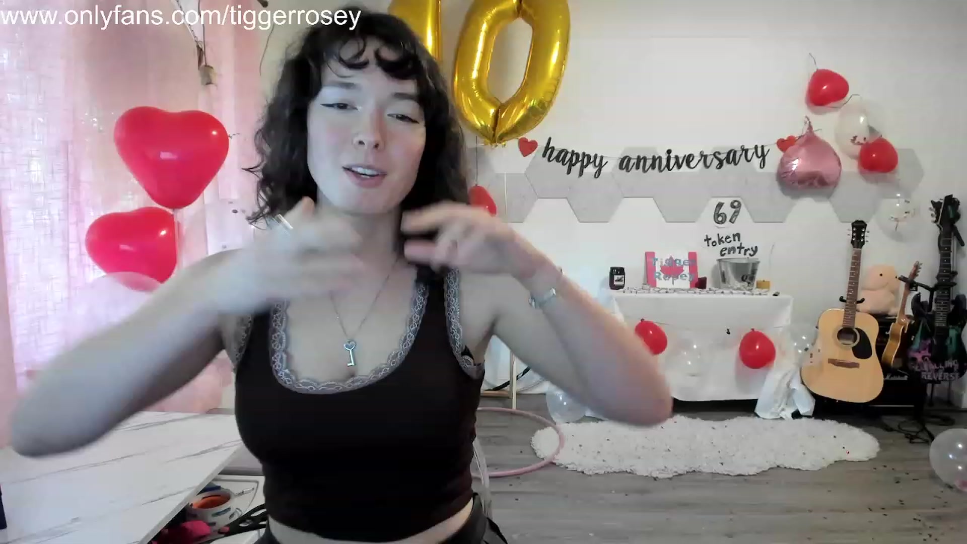Gallery image thumbnail from TiggerRosey's myfreecams stream on, 11/08/2023, 24:03 image 8 of 20