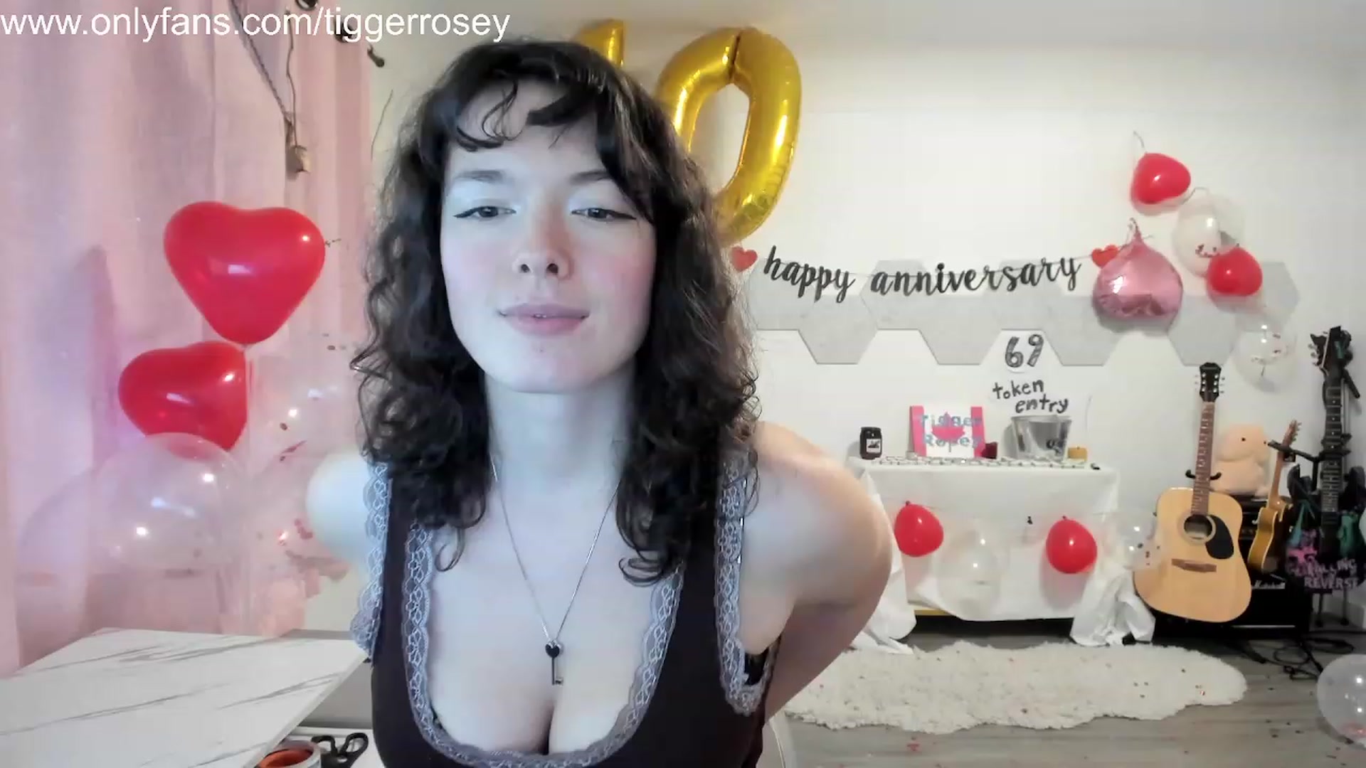 Gallery image thumbnail from TiggerRosey's myfreecams stream on, 11/08/2023, 24:47 image 14 of 20