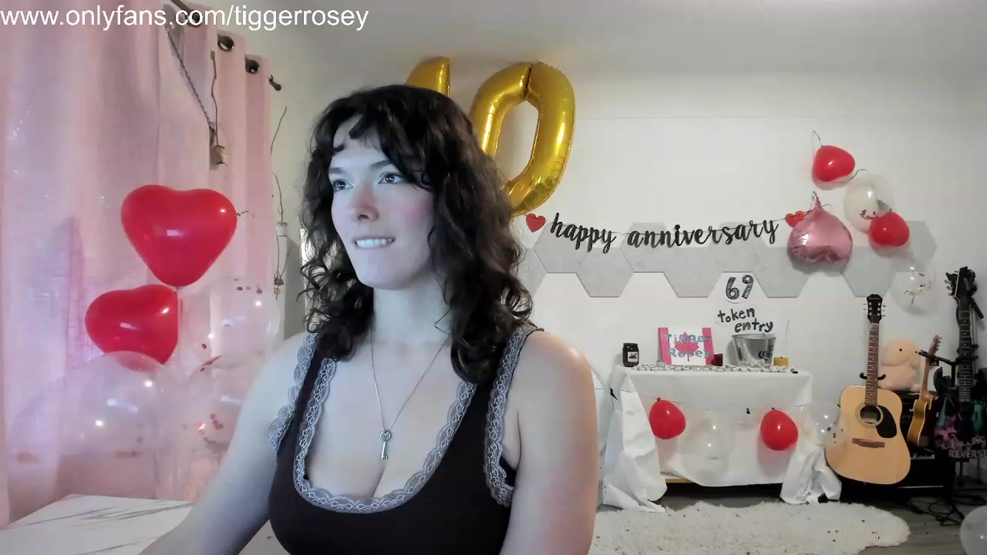 Gallery image thumbnail from TiggerRosey's myfreecams stream on, 11/08/2023, 24:47 image 7 of 20