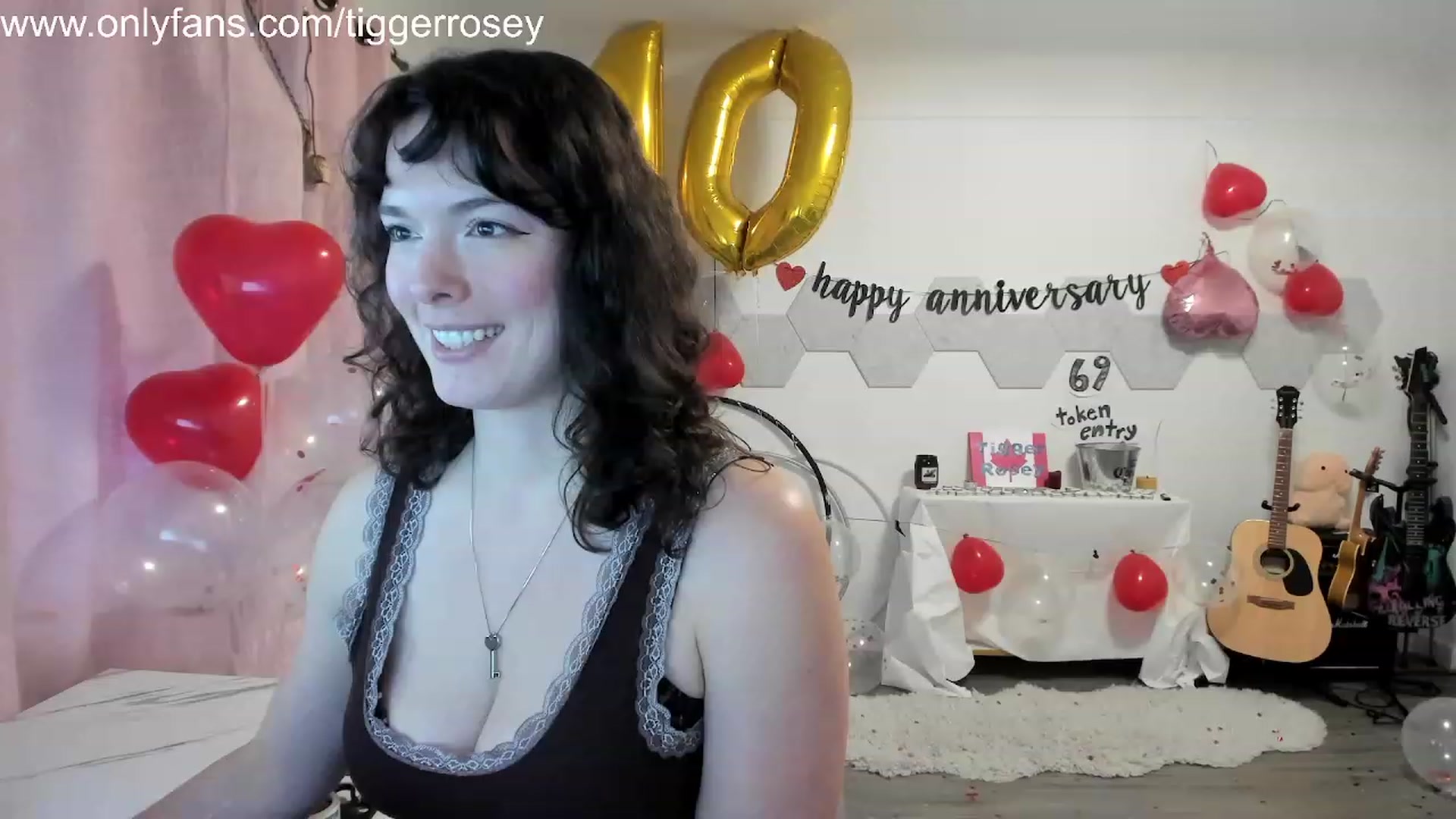Gallery image thumbnail from TiggerRosey's myfreecams stream on, 11/08/2023, 24:47 image 15 of 20