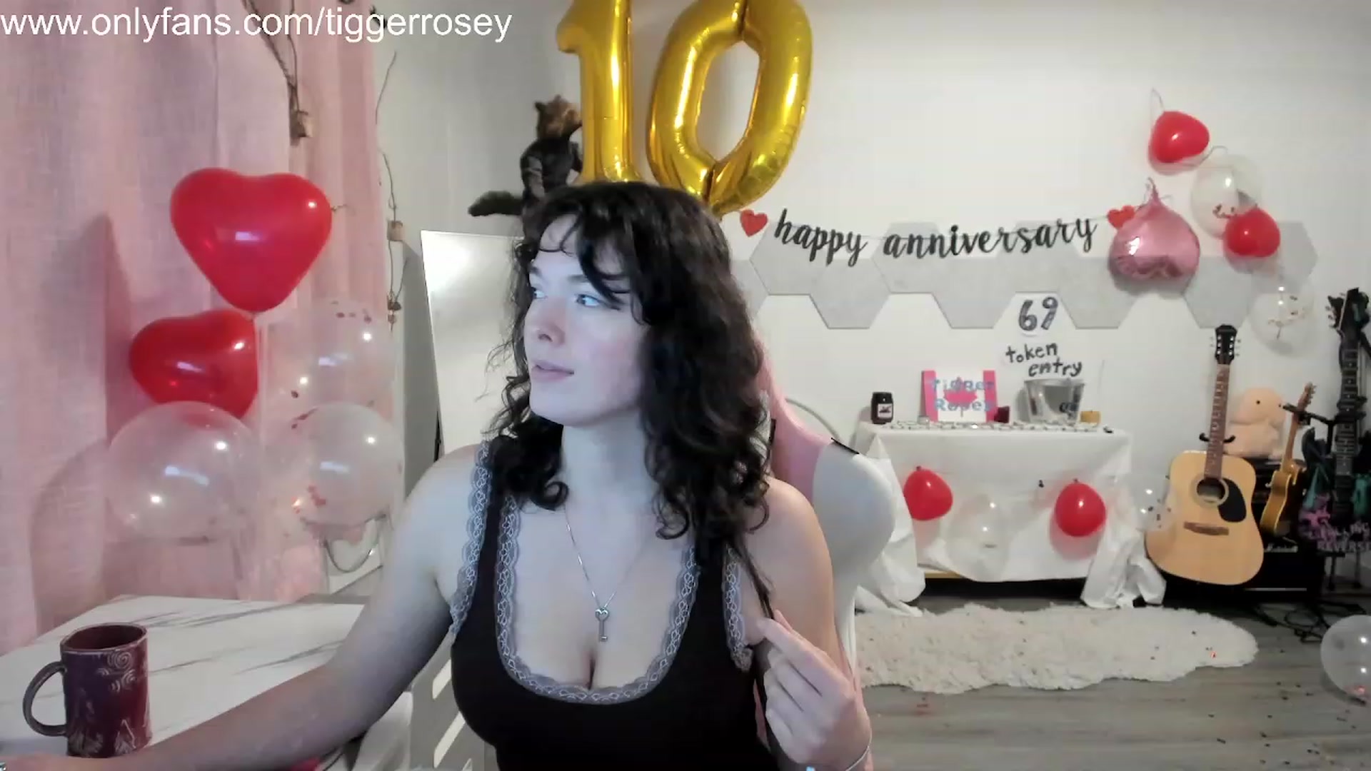 Gallery image thumbnail from TiggerRosey's myfreecams stream on, 11/08/2023, 04:05 image 3 of 20