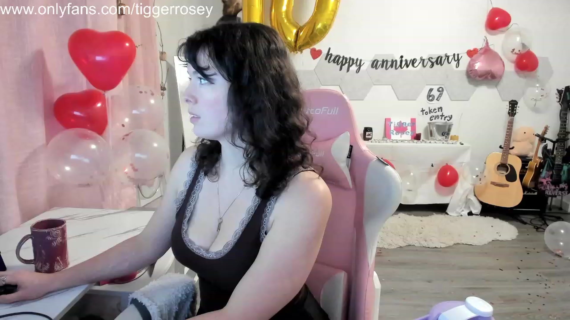 Gallery image thumbnail from TiggerRosey's myfreecams stream on, 11/08/2023, 04:05 image 2 of 20