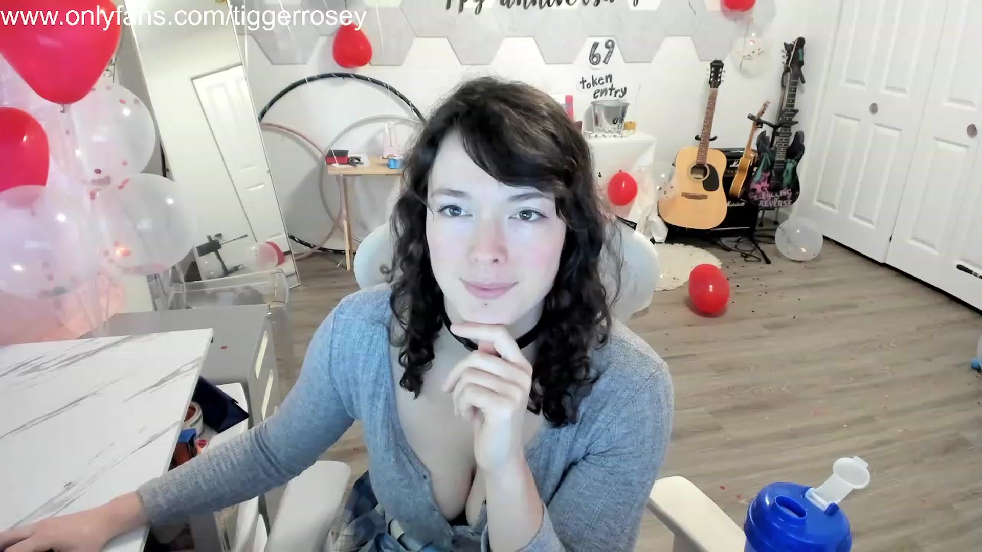 Gallery image thumbnail from TiggerRosey's myfreecams stream on, 11/14/2023, 24:54 image 1 of 20