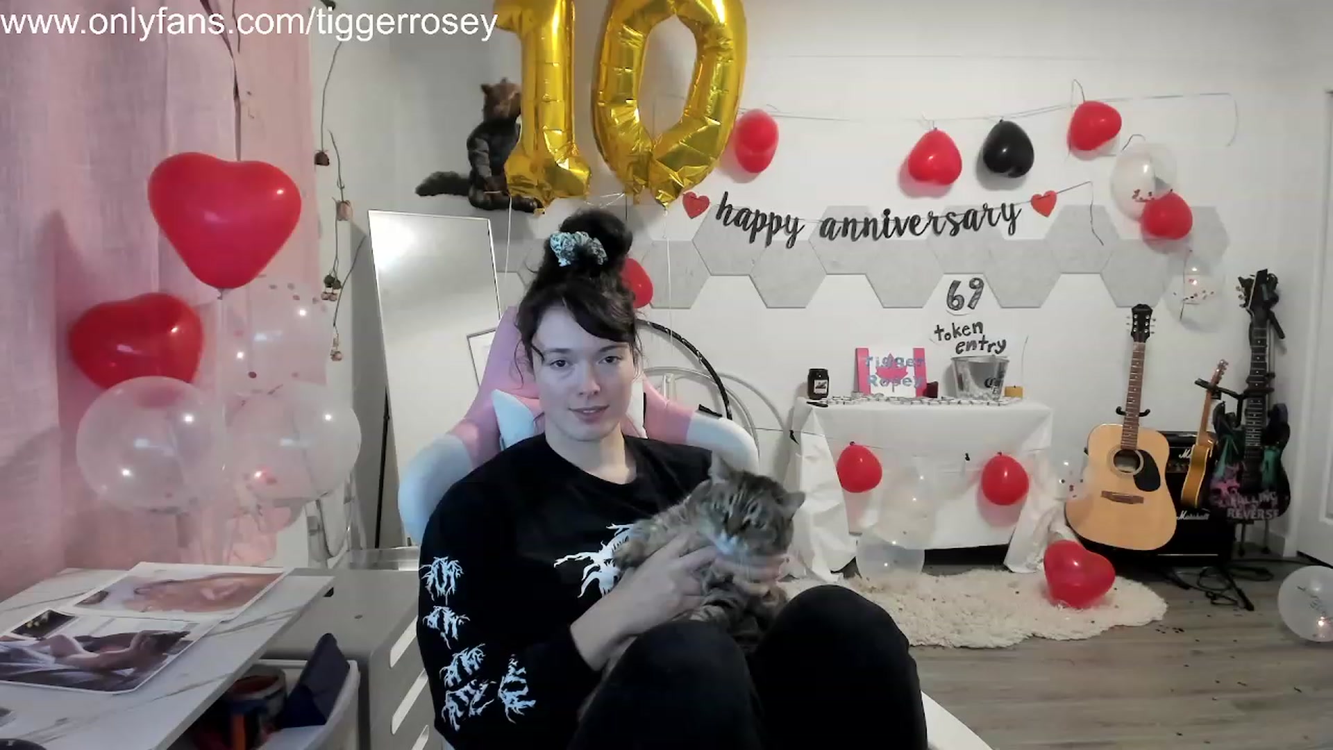 Gallery image thumbnail from TiggerRosey's myfreecams stream on, 11/16/2023, 02:40 image 2 of 20