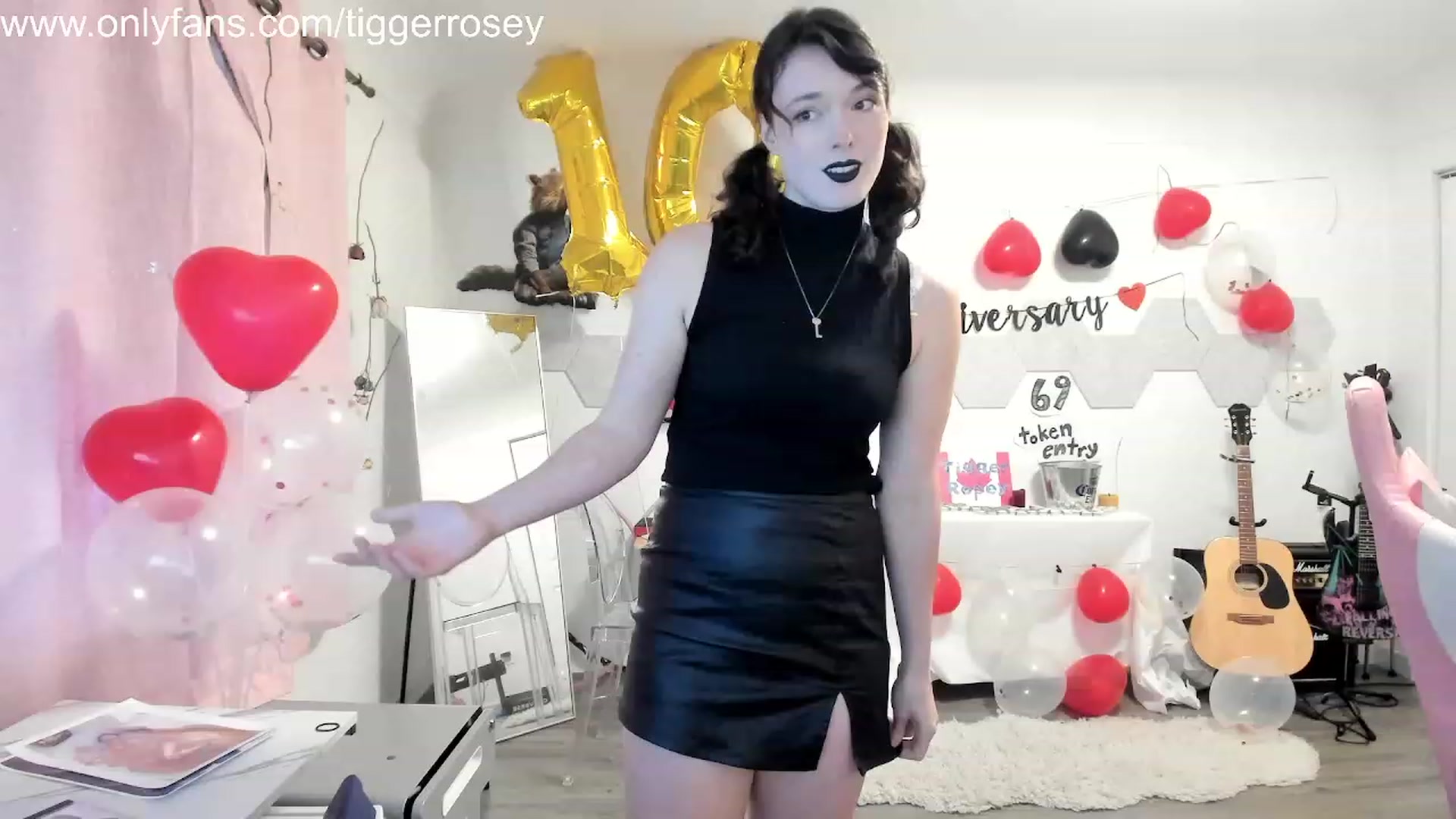 Gallery image thumbnail from TiggerRosey's myfreecams stream on, 11/17/2023, 01:06 image 3 of 20