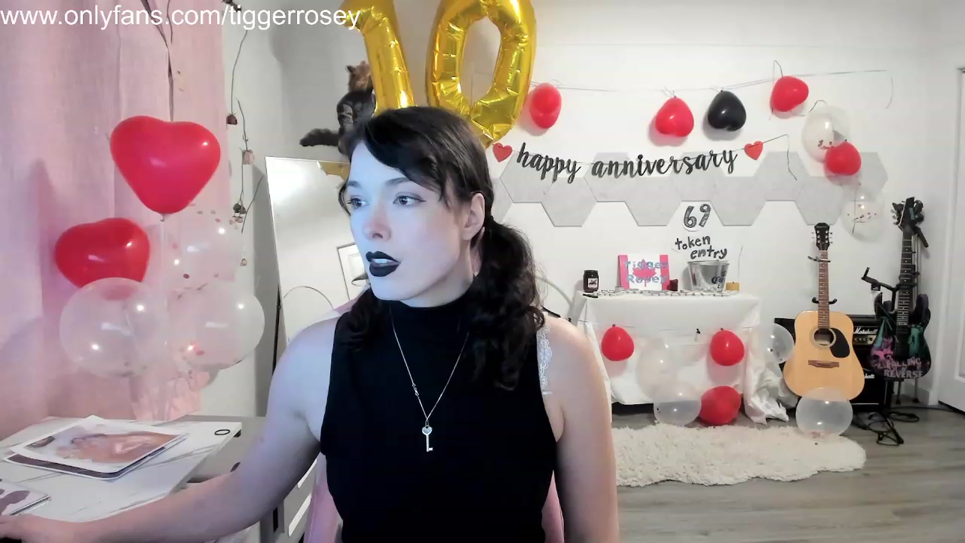 Gallery image thumbnail from TiggerRosey's myfreecams stream on, 11/17/2023, 01:06 image 9 of 20