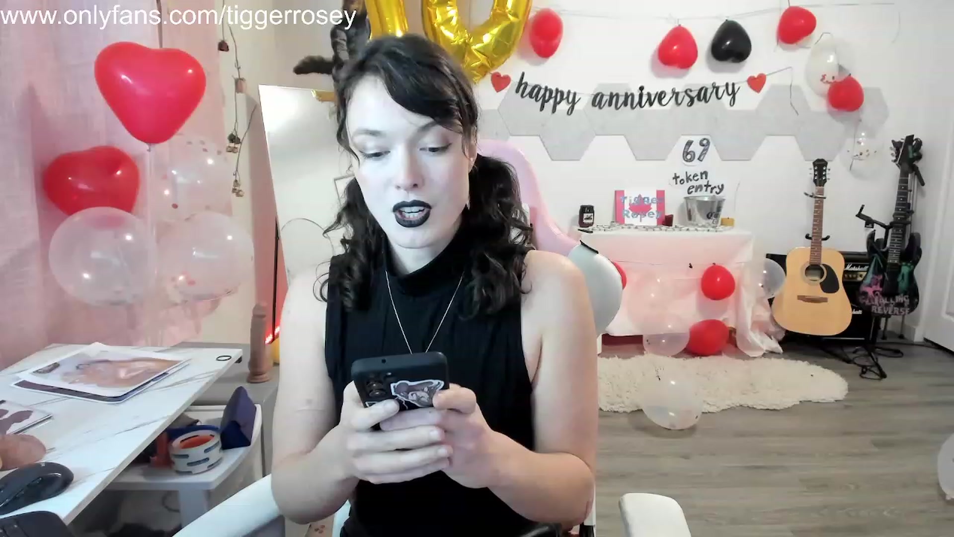 Gallery image thumbnail from TiggerRosey's myfreecams stream on, 11/17/2023, 03:59 image 1 of 20