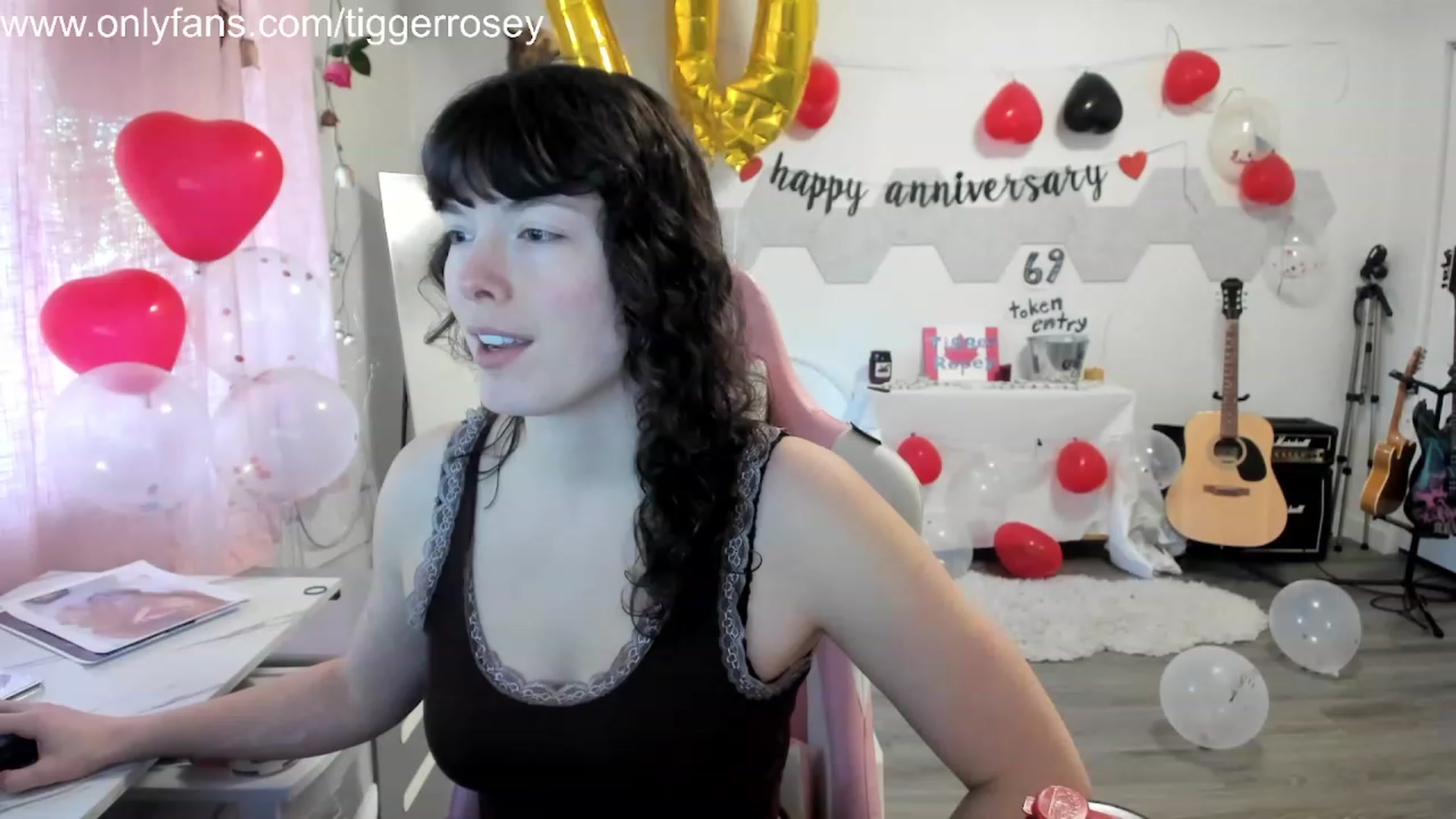 Gallery image thumbnail from TiggerRosey's myfreecams stream on, 11/20/2023, 21:44 image 1 of 20