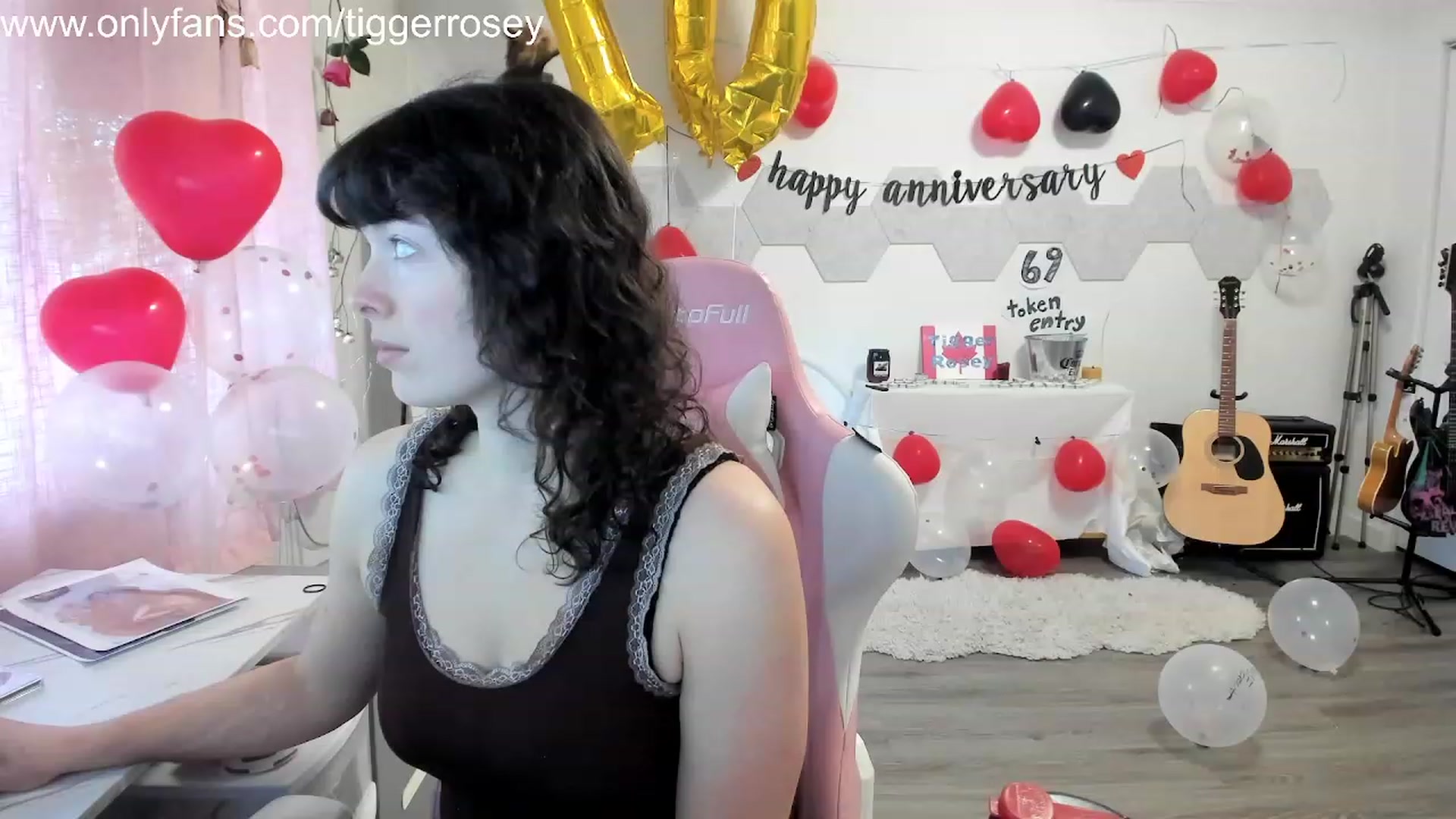 Gallery image thumbnail from TiggerRosey's myfreecams stream on, 11/20/2023, 21:44 image 5 of 20