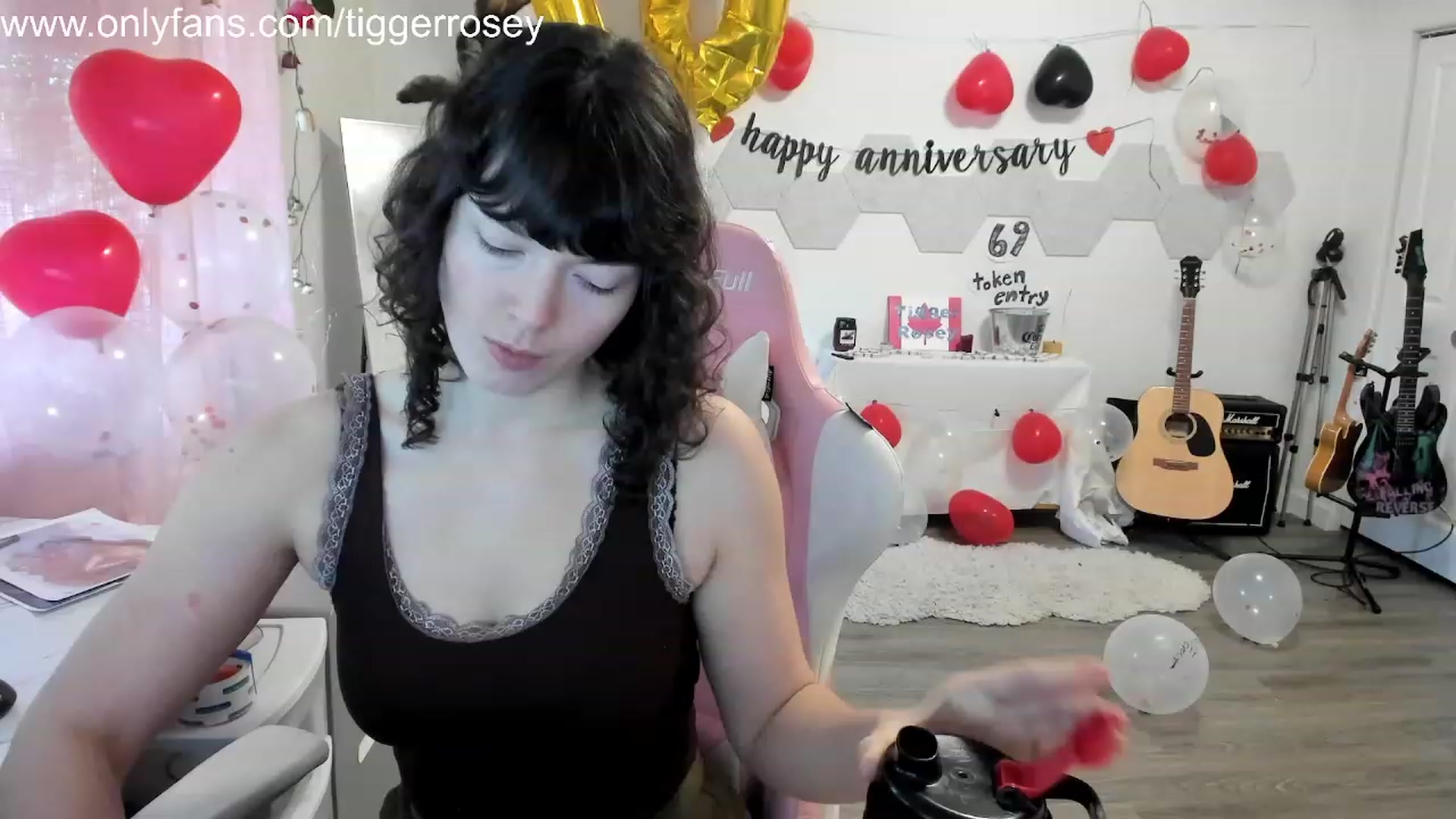 Gallery image thumbnail from TiggerRosey's myfreecams stream on, 11/20/2023, 21:44 image 11 of 20