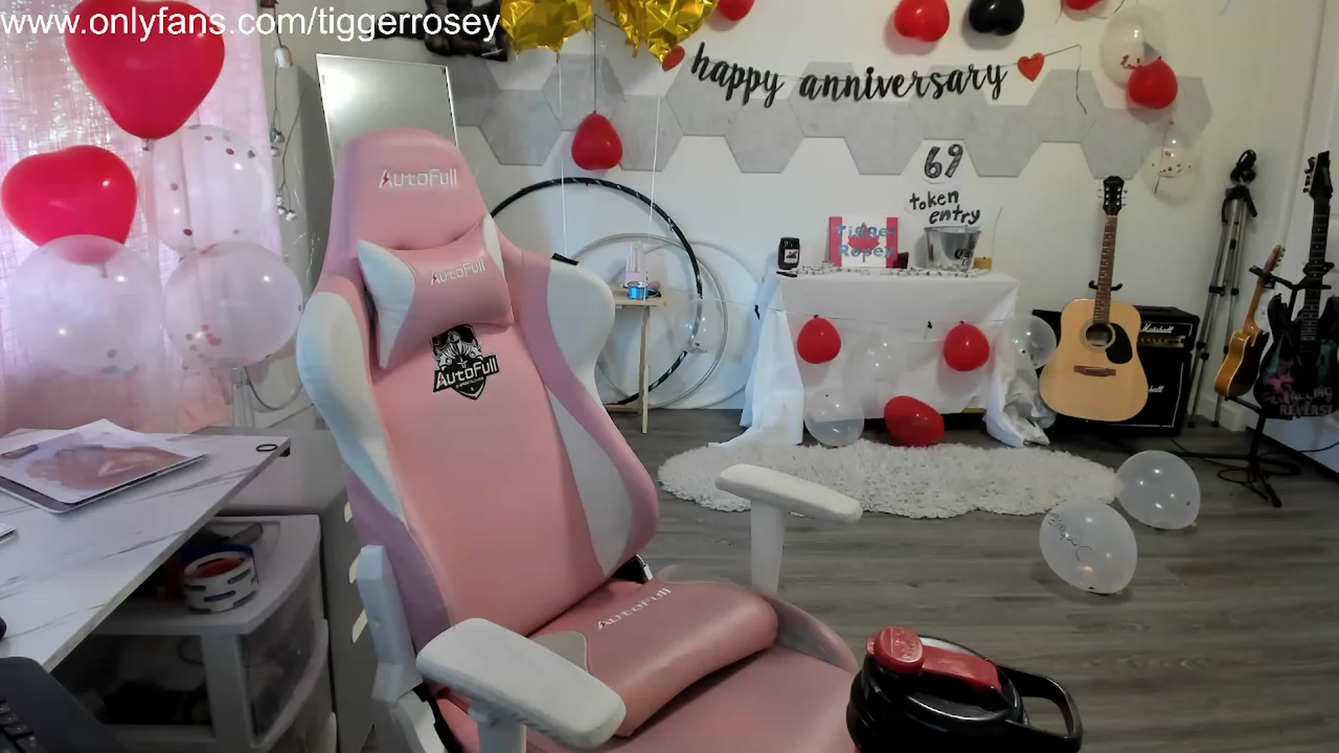 Gallery image thumbnail from TiggerRosey's myfreecams stream on, 11/20/2023, 21:44 image 16 of 20