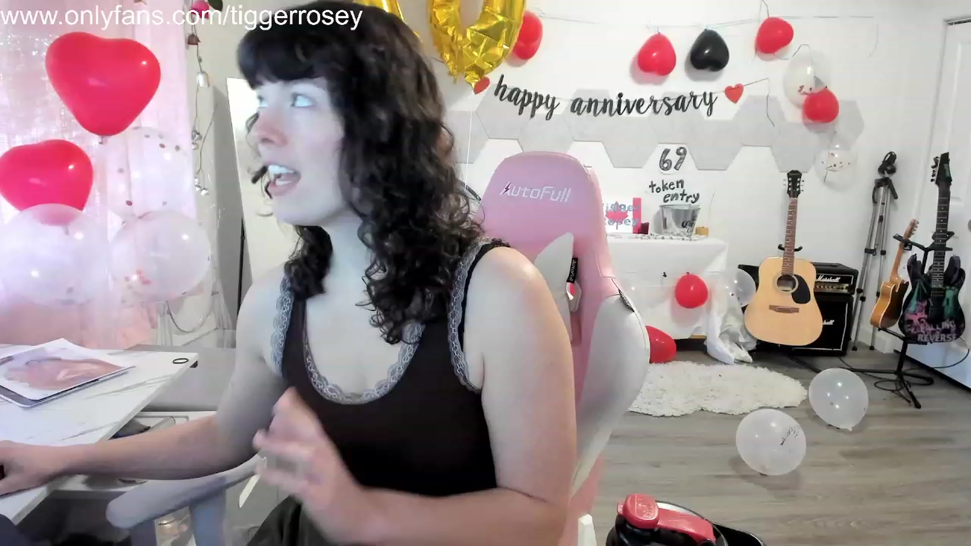 Gallery image thumbnail from TiggerRosey's myfreecams stream on, 11/20/2023, 21:44 image 12 of 20