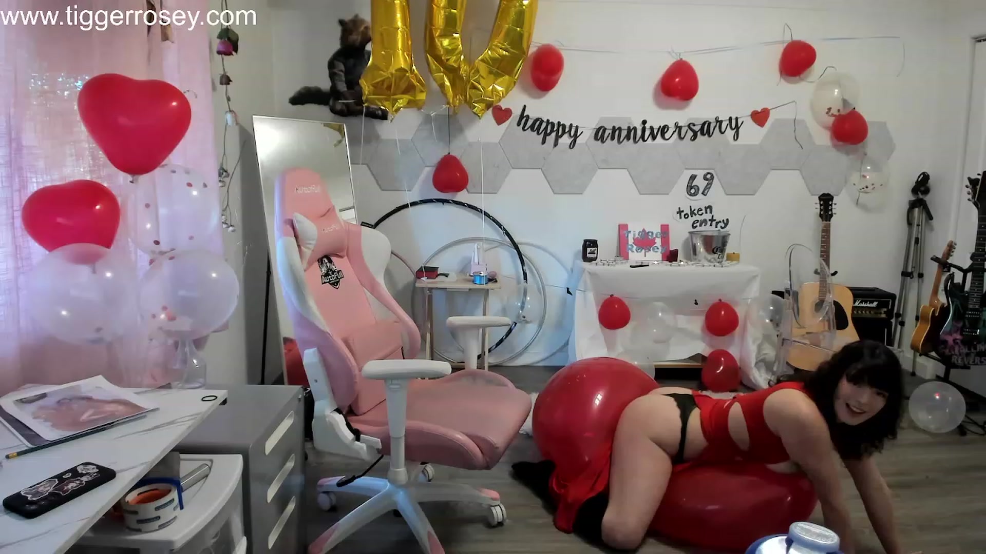 Gallery image thumbnail from TiggerRosey's myfreecams stream on, 11/24/2023, 23:40 image 13 of 20