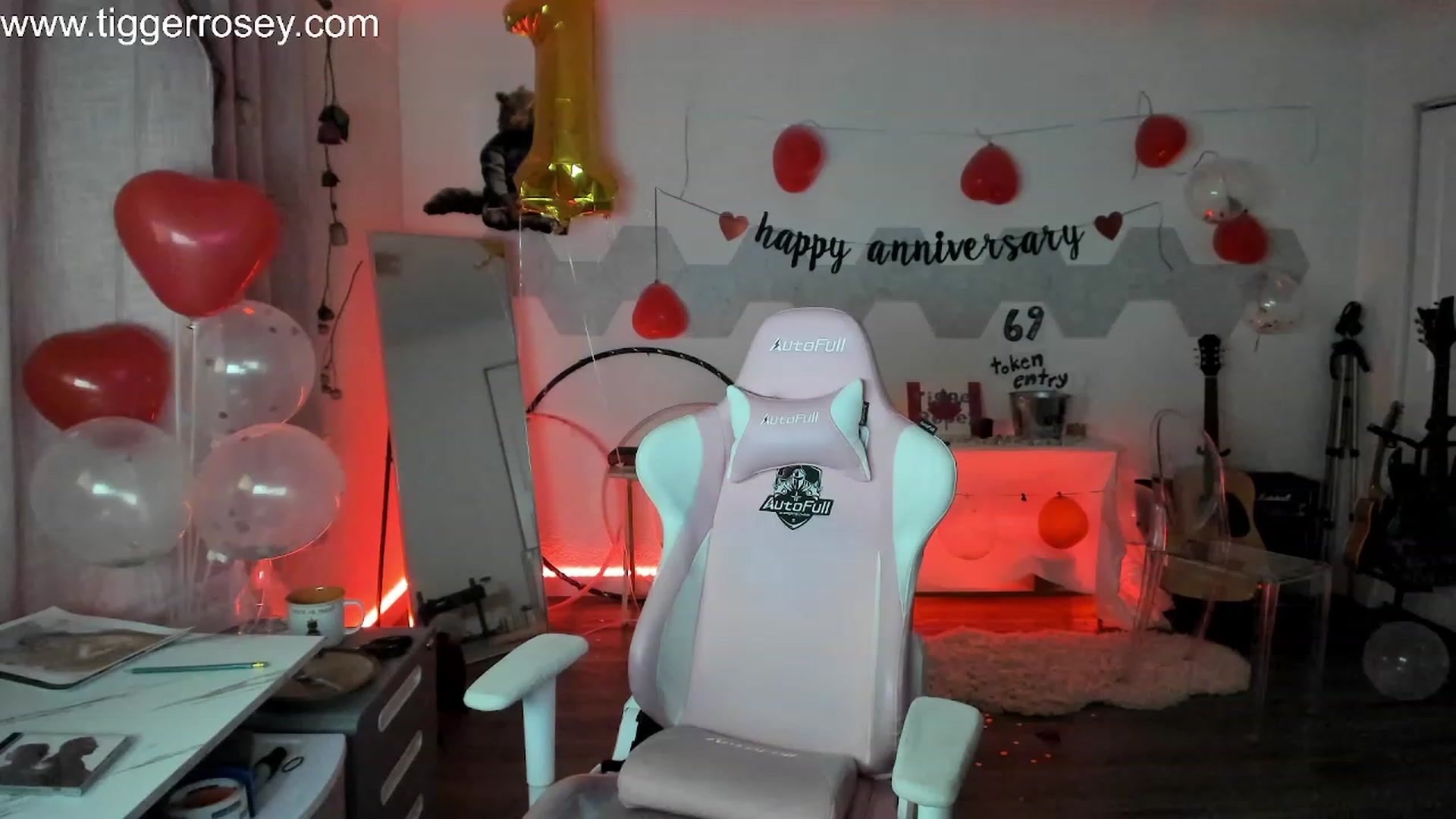 Gallery image thumbnail from TiggerRosey's myfreecams stream on, 11/25/2023, 05:51 image 1 of 20