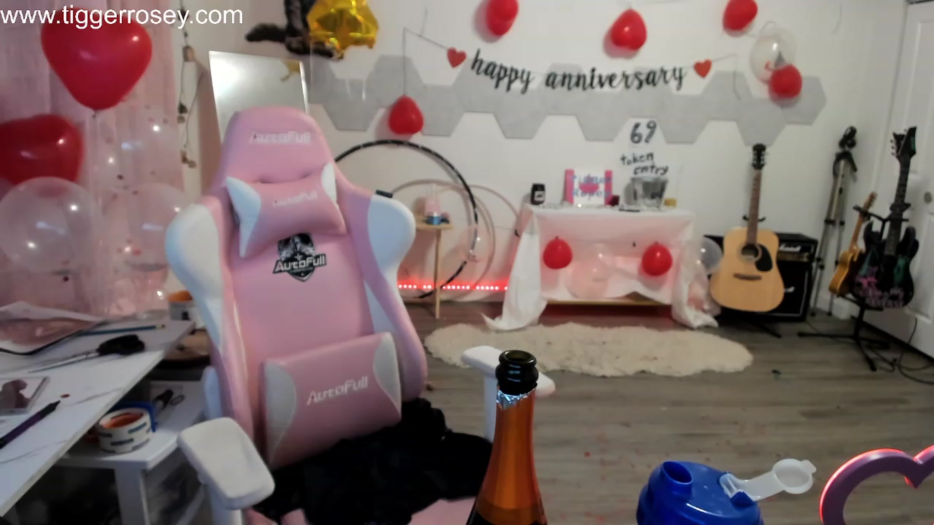 Gallery image thumbnail from TiggerRosey's myfreecams stream on, 11/25/2023, 05:51 image 12 of 20
