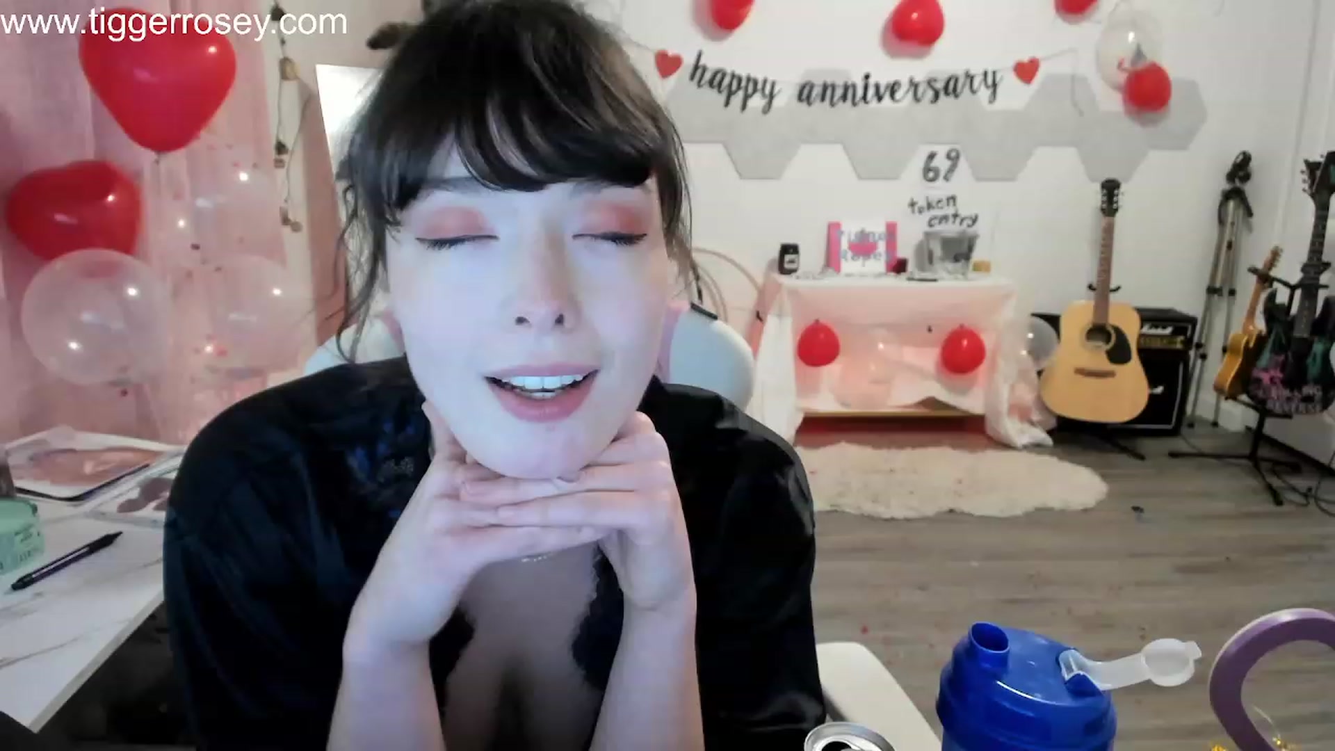 Gallery image thumbnail from TiggerRosey's myfreecams stream on, 11/25/2023, 06:57 image 18 of 20
