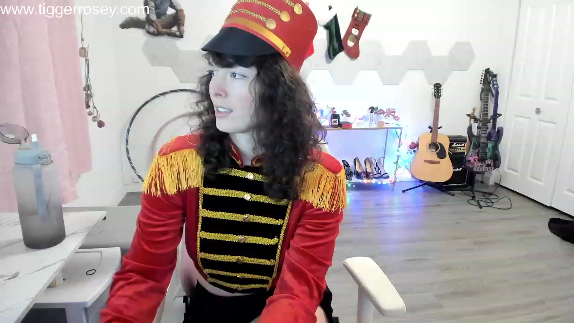 Gallery image thumbnail from TiggerRosey's myfreecams stream on, 12/20/2023, 01:23 image 15 of 20