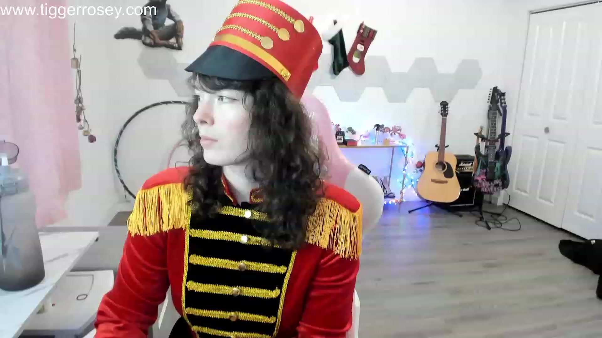 Gallery image thumbnail from TiggerRosey's myfreecams stream on, 12/20/2023, 01:23 image 4 of 20