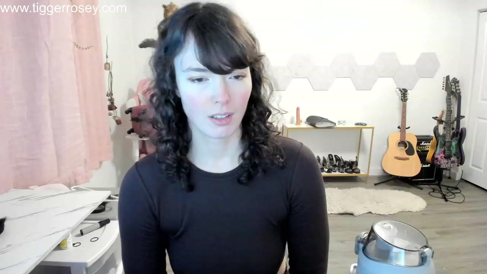 Gallery image thumbnail from TiggerRosey's myfreecams stream on, 01/08/2024, 03:27 image 14 of 20
