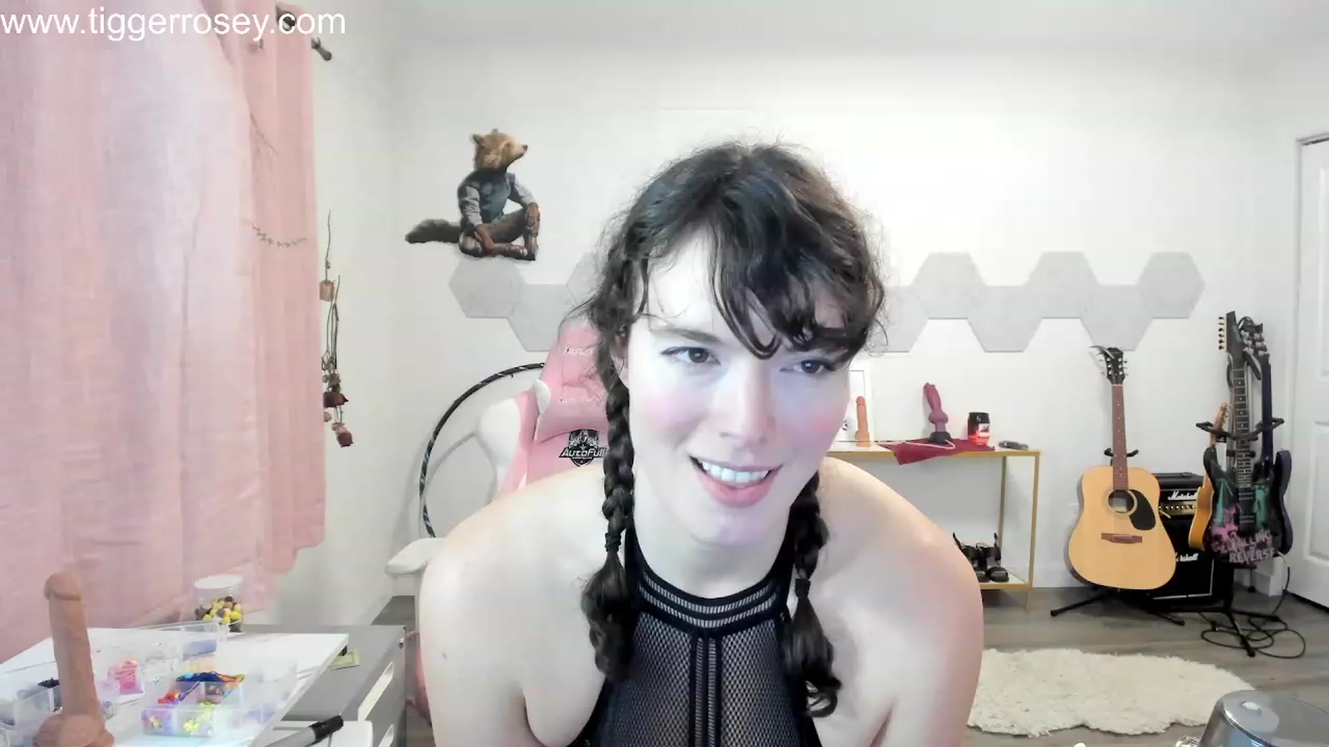 Gallery image thumbnail from TiggerRosey's myfreecams stream on, 01/10/2024, 03:36 image 2 of 20