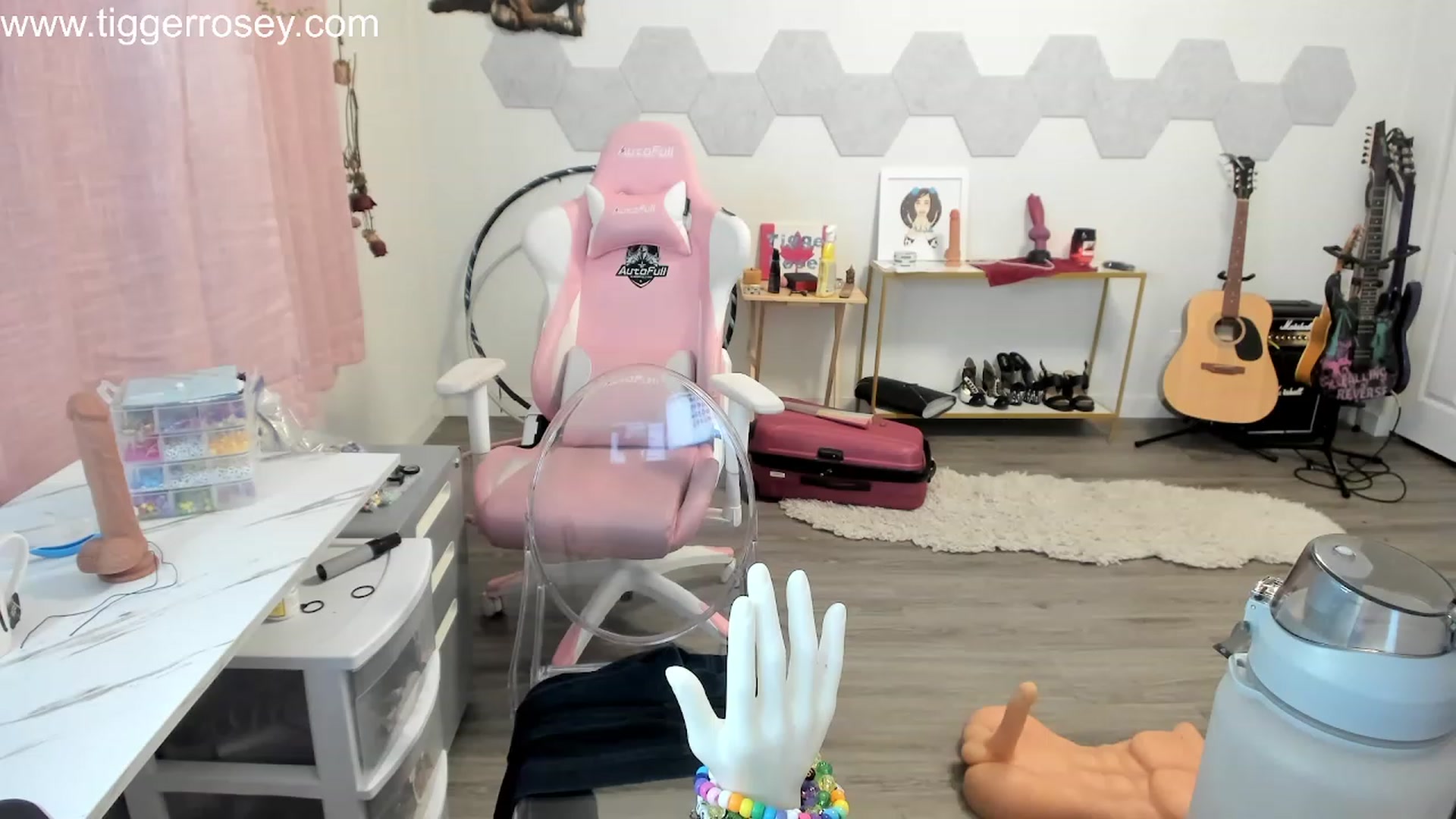Gallery image thumbnail from TiggerRosey's myfreecams stream on, 01/10/2024, 03:36 image 5 of 20