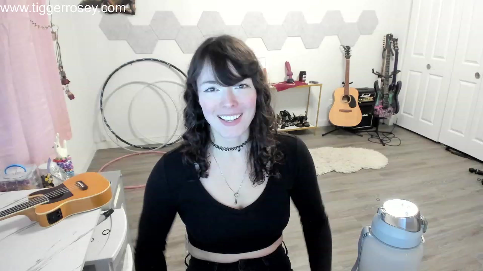 Gallery image thumbnail from TiggerRosey's myfreecams stream on, 01/11/2024, 01:29 image 4 of 20