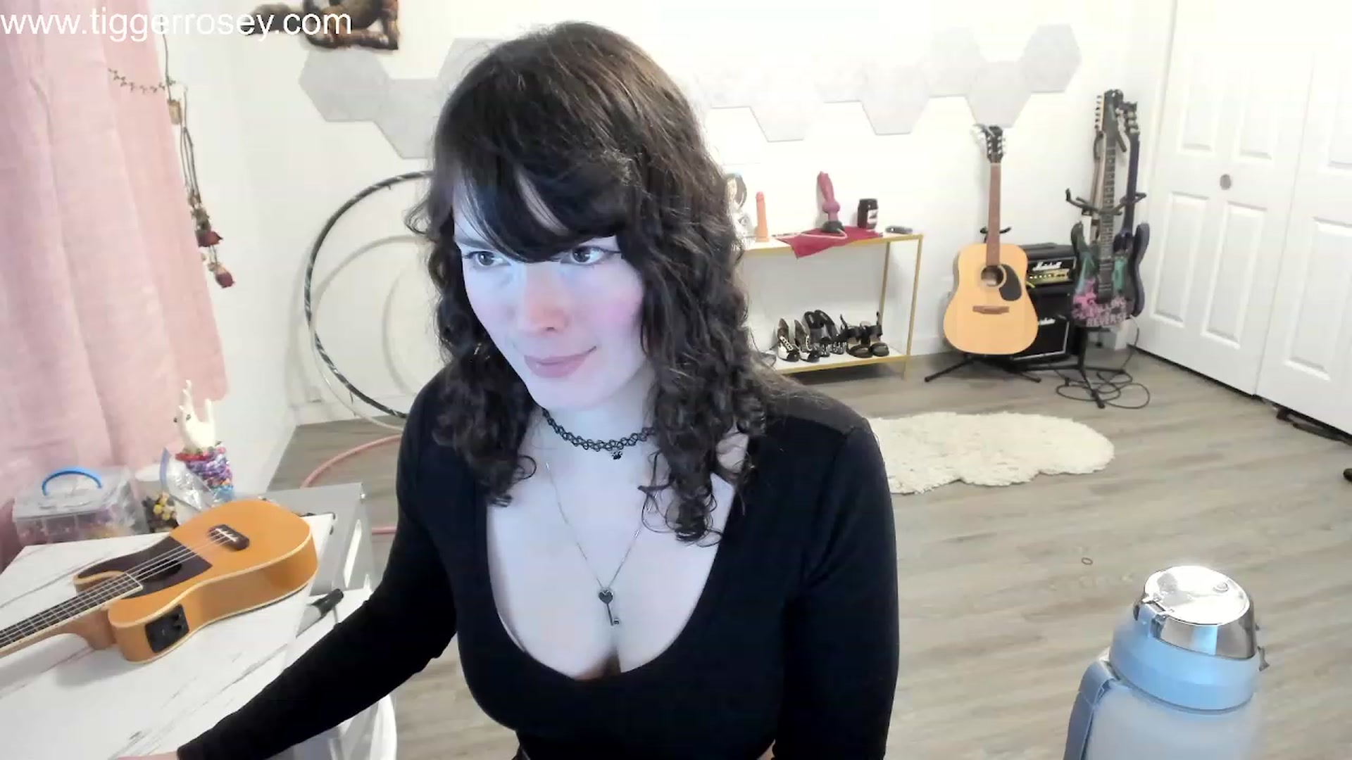Gallery image thumbnail from TiggerRosey's myfreecams stream on, 01/11/2024, 02:23 image 5 of 20