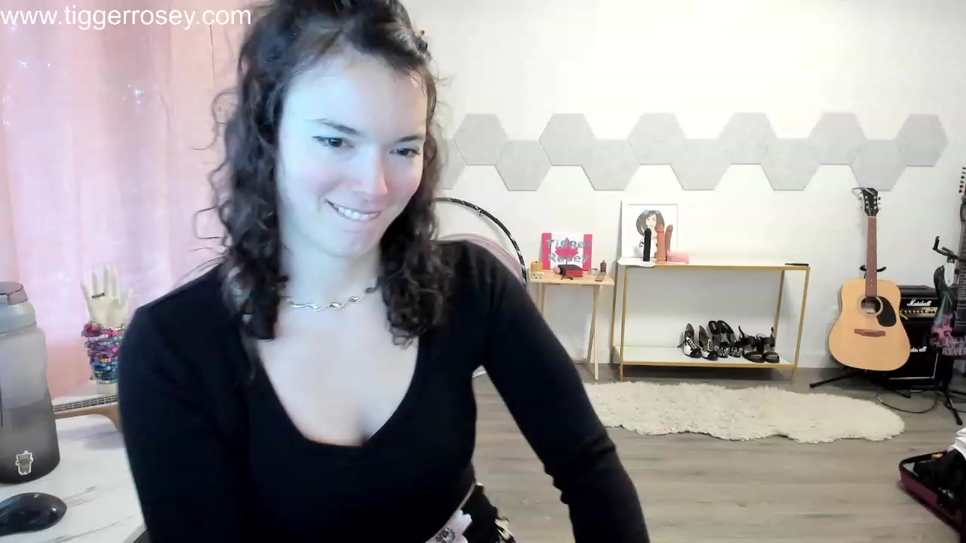 Gallery image thumbnail from TiggerRosey's myfreecams stream on, 01/17/2024, 24:42 image 7 of 20