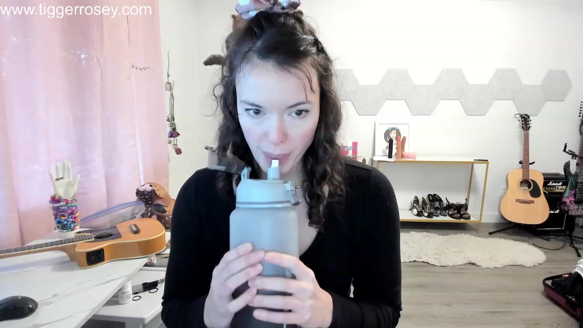 Gallery image thumbnail from TiggerRosey's myfreecams stream on, 01/17/2024, 24:42 image 10 of 20