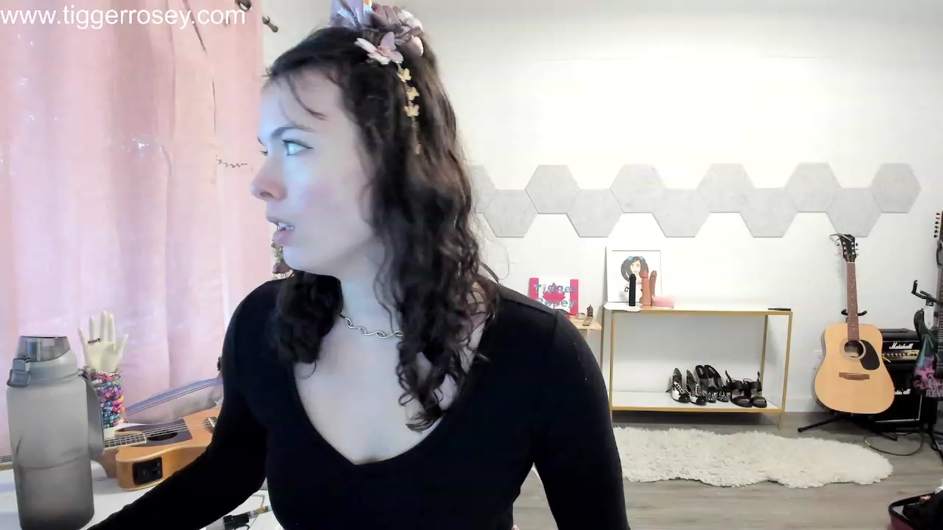 Gallery image thumbnail from TiggerRosey's myfreecams stream on, 01/17/2024, 24:42 image 12 of 20