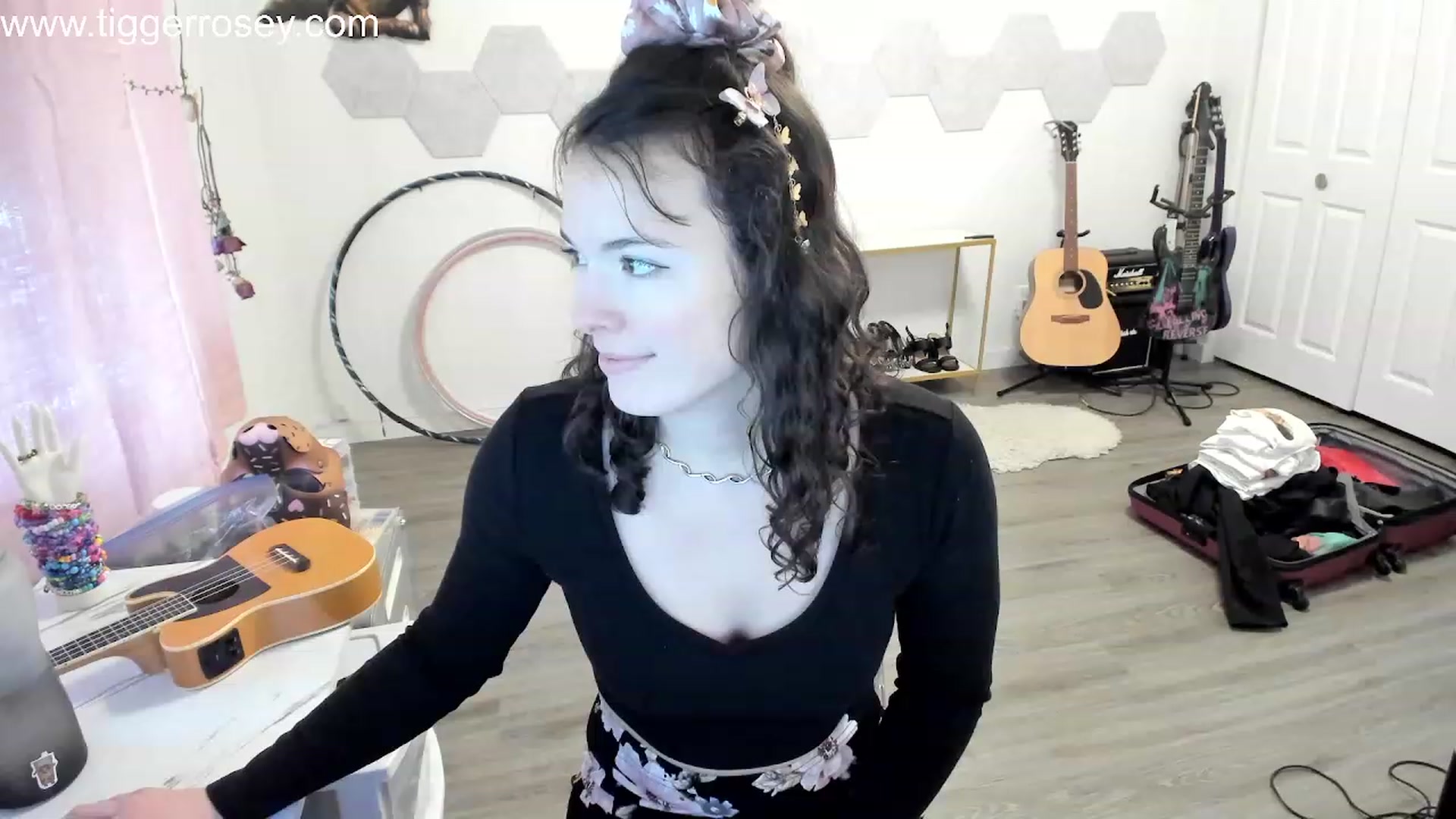 Gallery image thumbnail from TiggerRosey's myfreecams stream on, 01/17/2024, 24:42 image 3 of 20