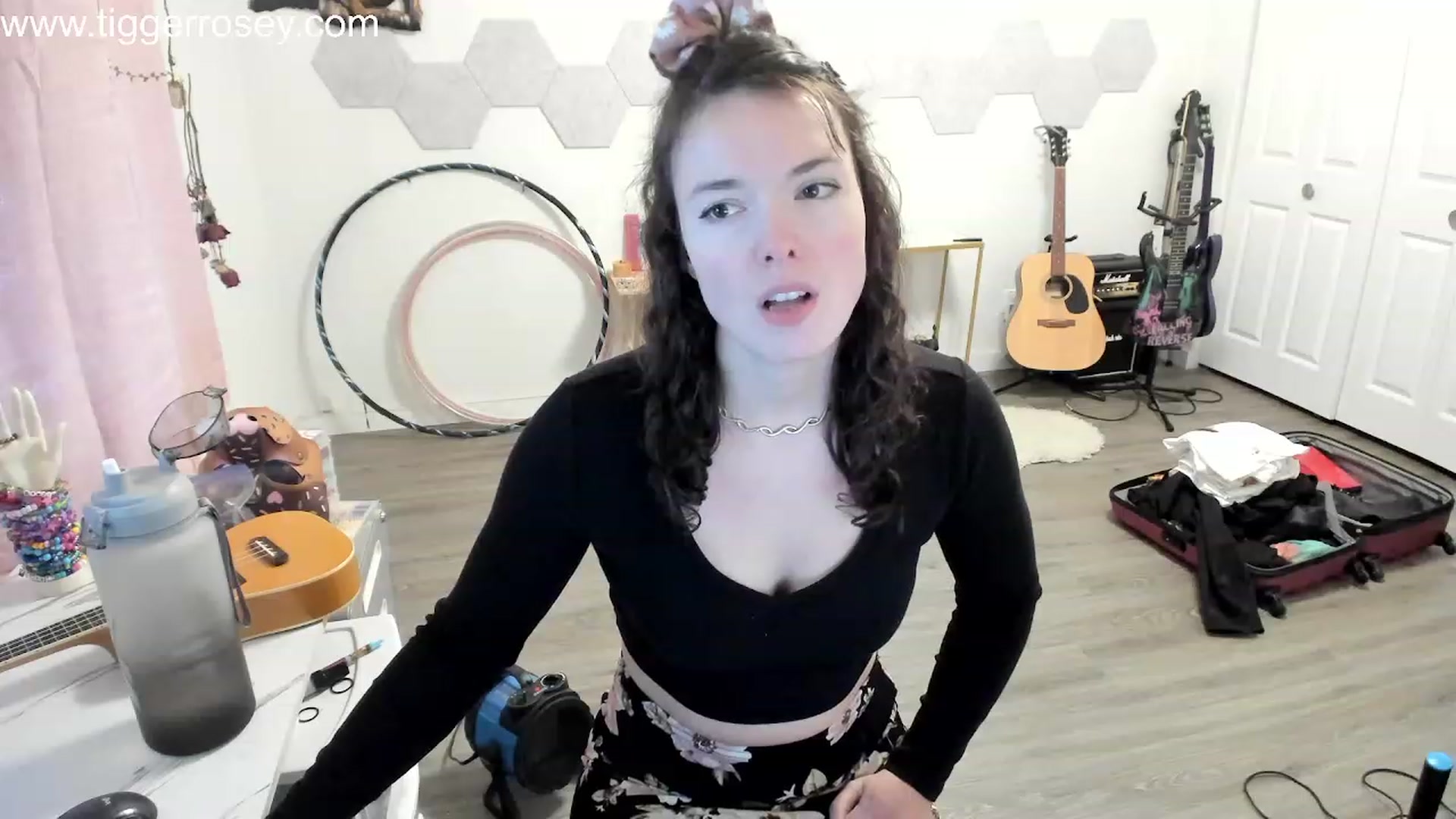 Gallery image thumbnail from TiggerRosey's myfreecams stream on, 01/17/2024, 24:42 image 19 of 20