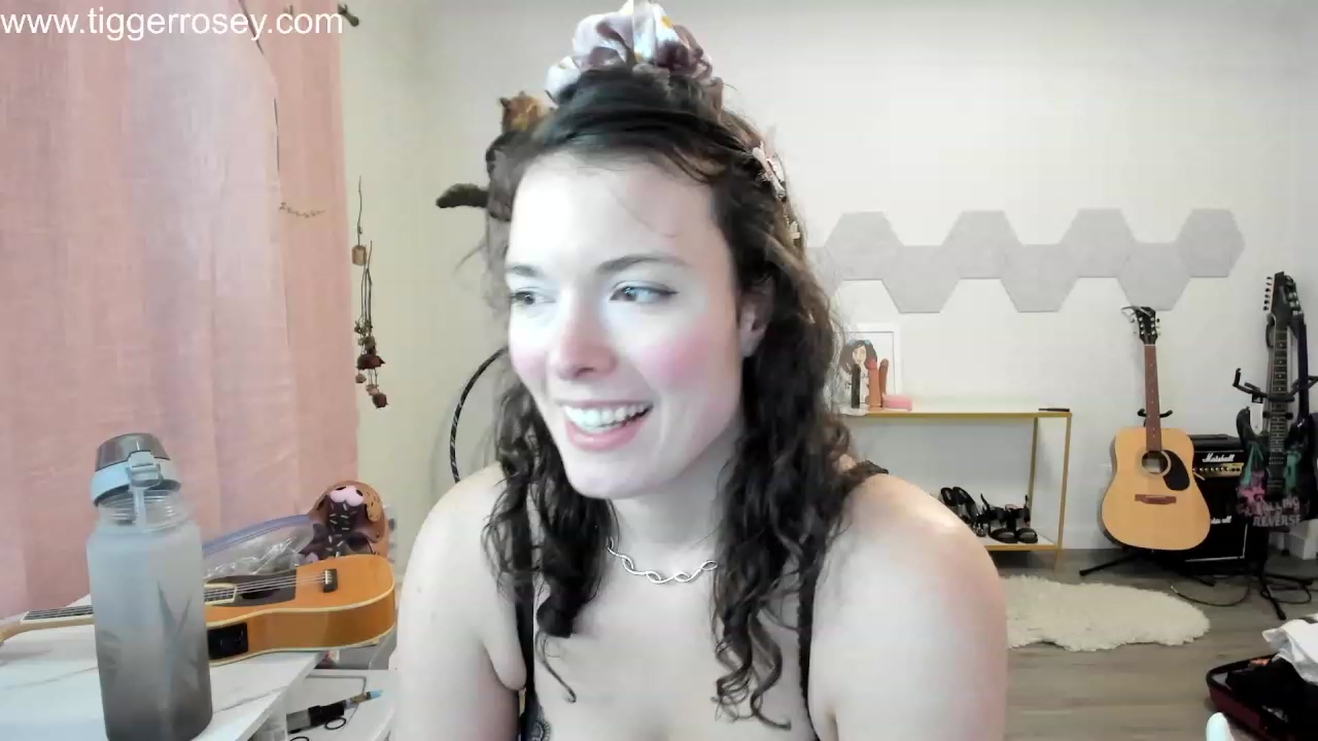 Gallery image thumbnail from TiggerRosey's myfreecams stream on, 01/17/2024, 04:46 image 20 of 20
