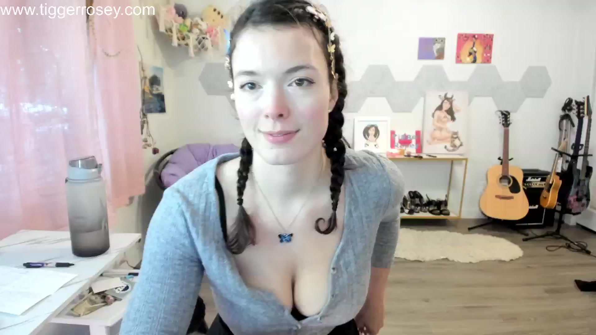 Gallery image thumbnail from TiggerRosey's myfreecams stream on, 01/19/2024, 24:01 image 4 of 20