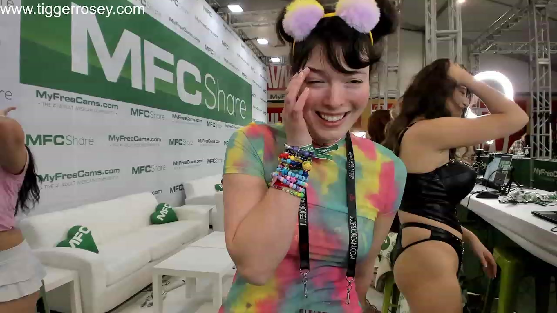 Gallery image thumbnail from TiggerRosey's myfreecams stream on, 01/24/2024, 23:15 image 8 of 20