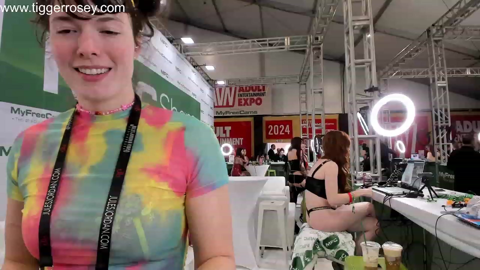 Gallery image thumbnail from TiggerRosey's myfreecams stream on, 01/25/2024, 24:43 image 10 of 20