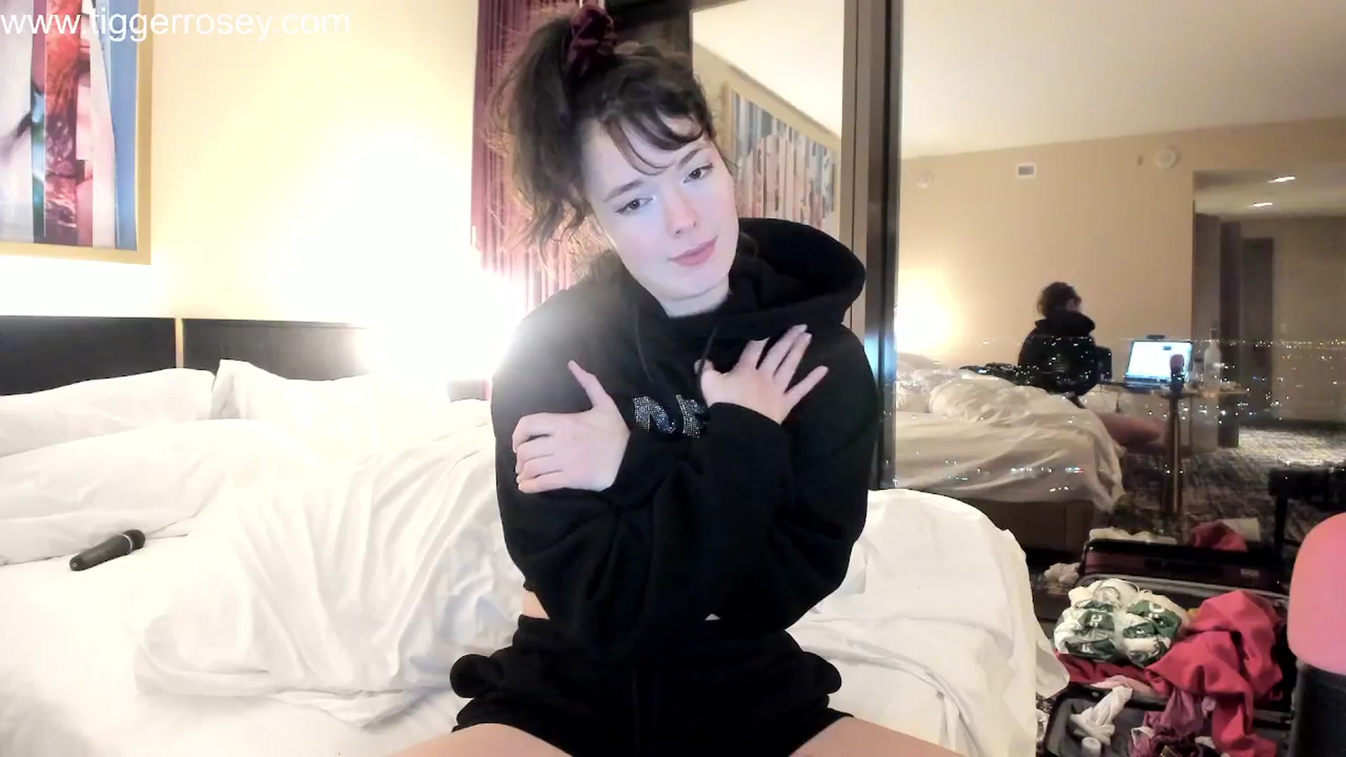 Gallery image thumbnail from TiggerRosey's myfreecams stream on, 01/27/2024, 14:00 image 14 of 20