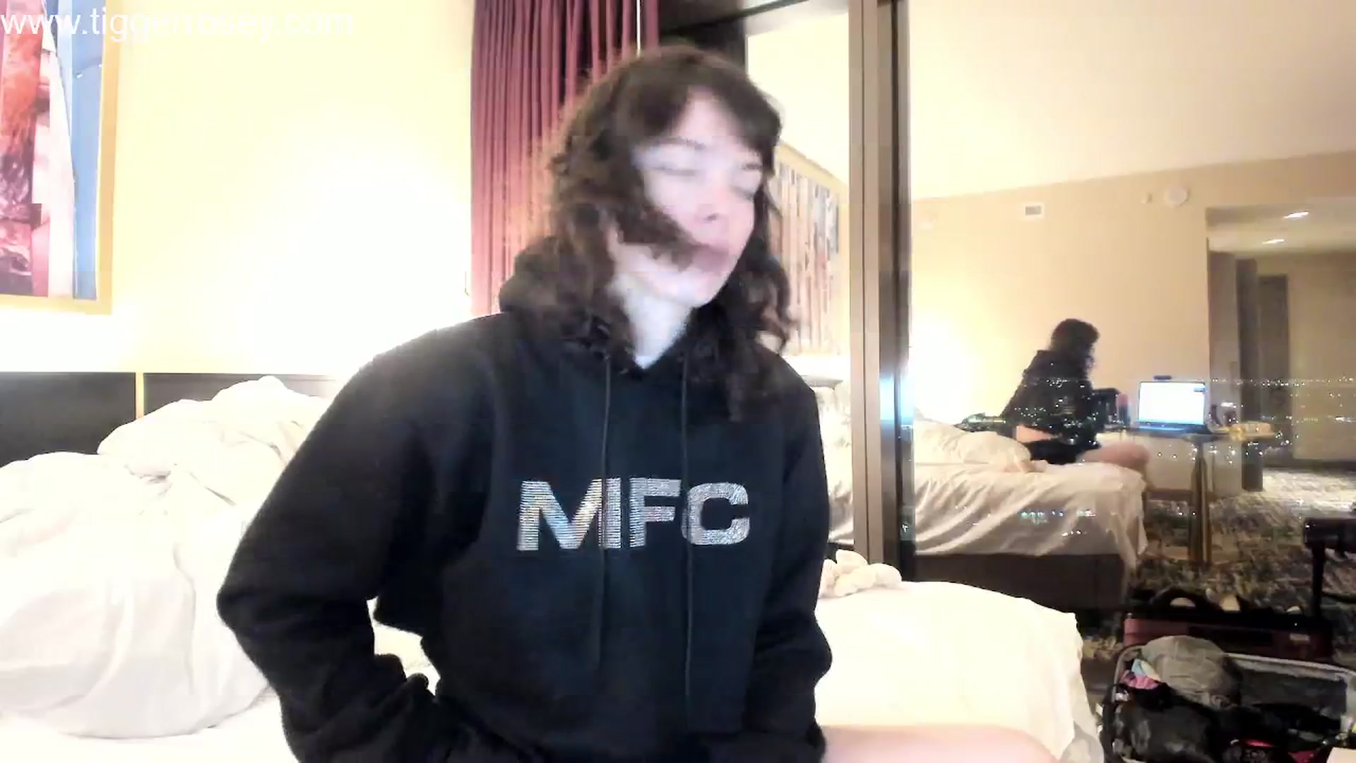 Gallery image thumbnail from TiggerRosey's myfreecams stream on, 01/28/2024, 02:54 image 15 of 20