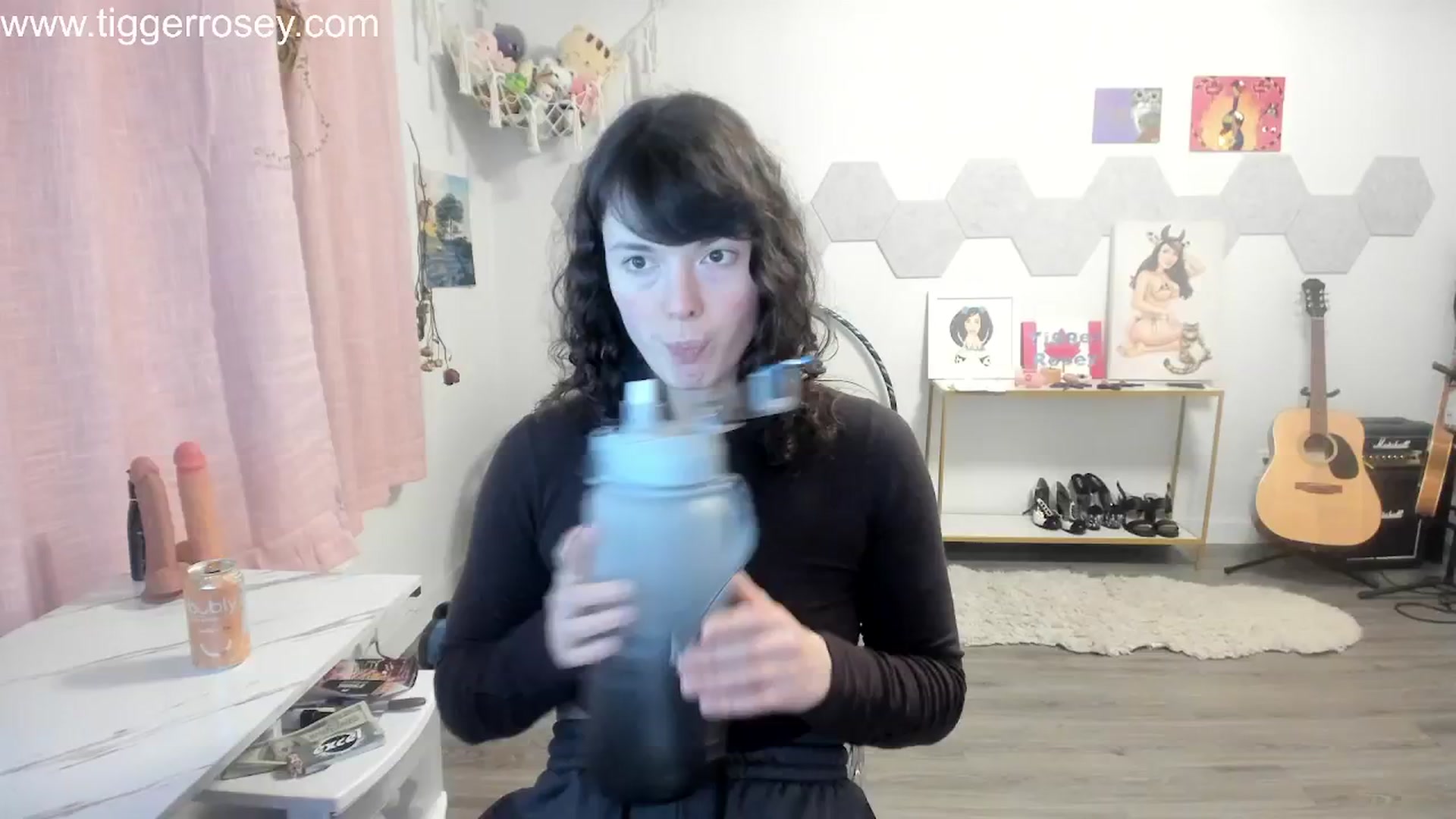 Gallery image thumbnail from TiggerRosey's myfreecams stream on, 02/10/2024, 03:41 image 13 of 20