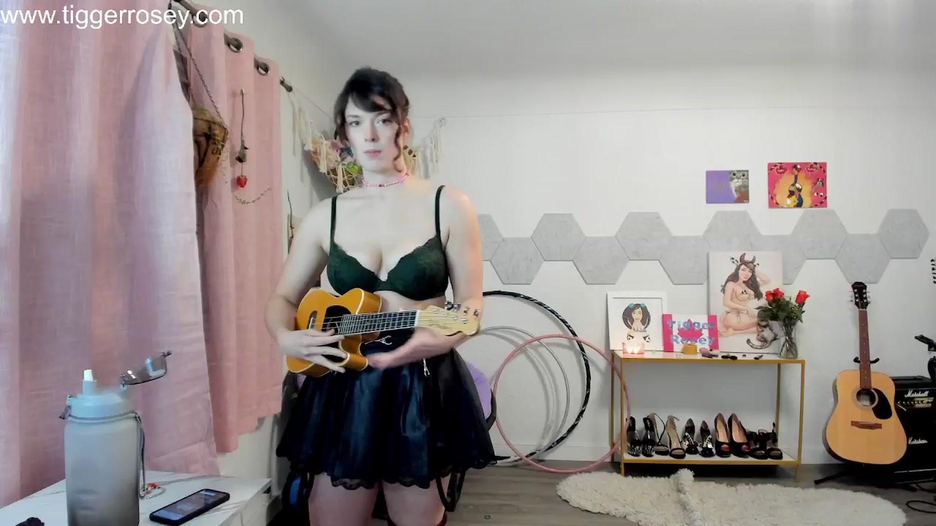 Gallery image thumbnail from TiggerRosey's myfreecams stream on, 02/17/2024, 06:17 image 2 of 20