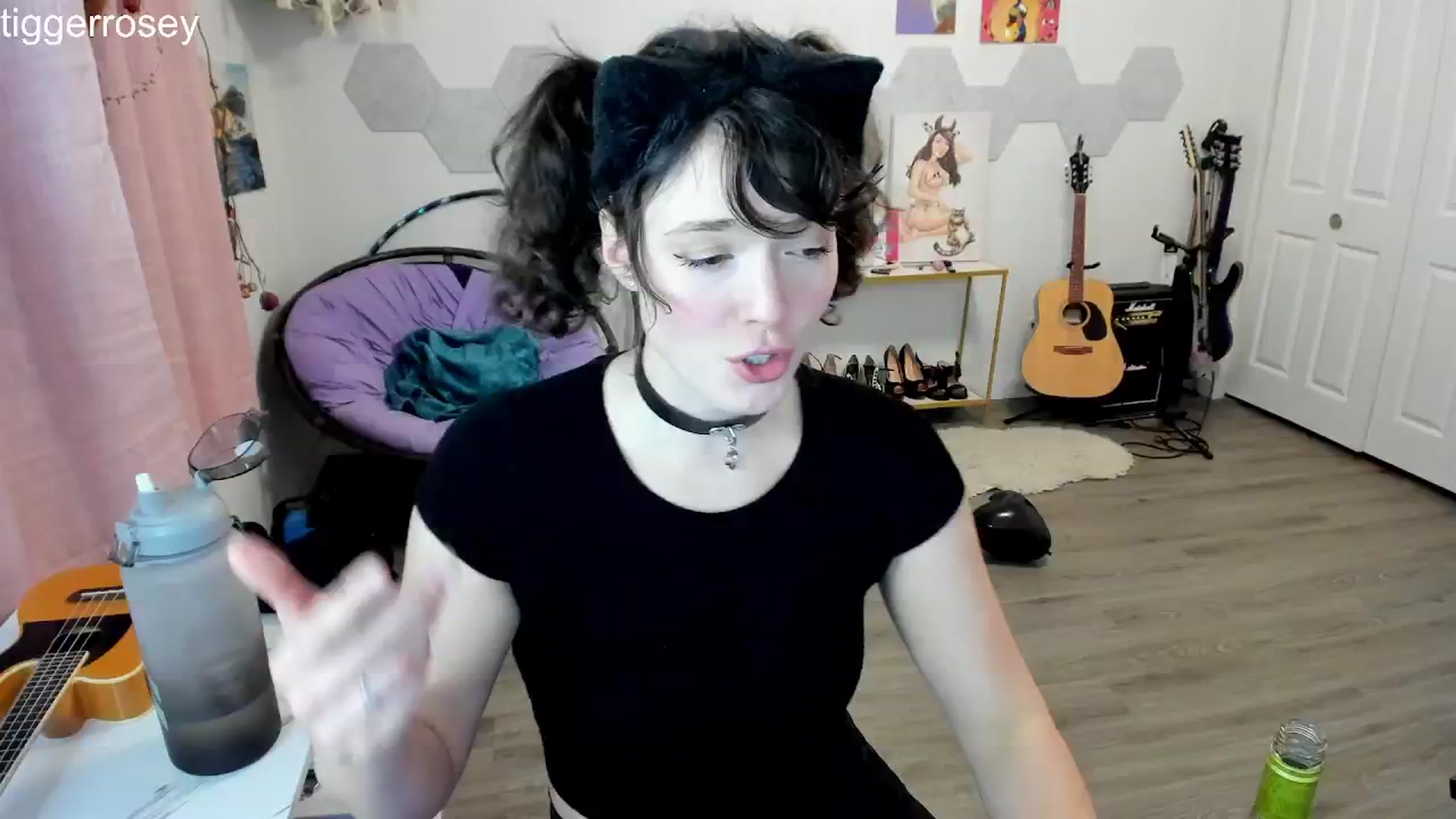 Gallery image thumbnail from TiggerRosey's myfreecams stream on, 02/25/2024, 04:43 image 1 of 20