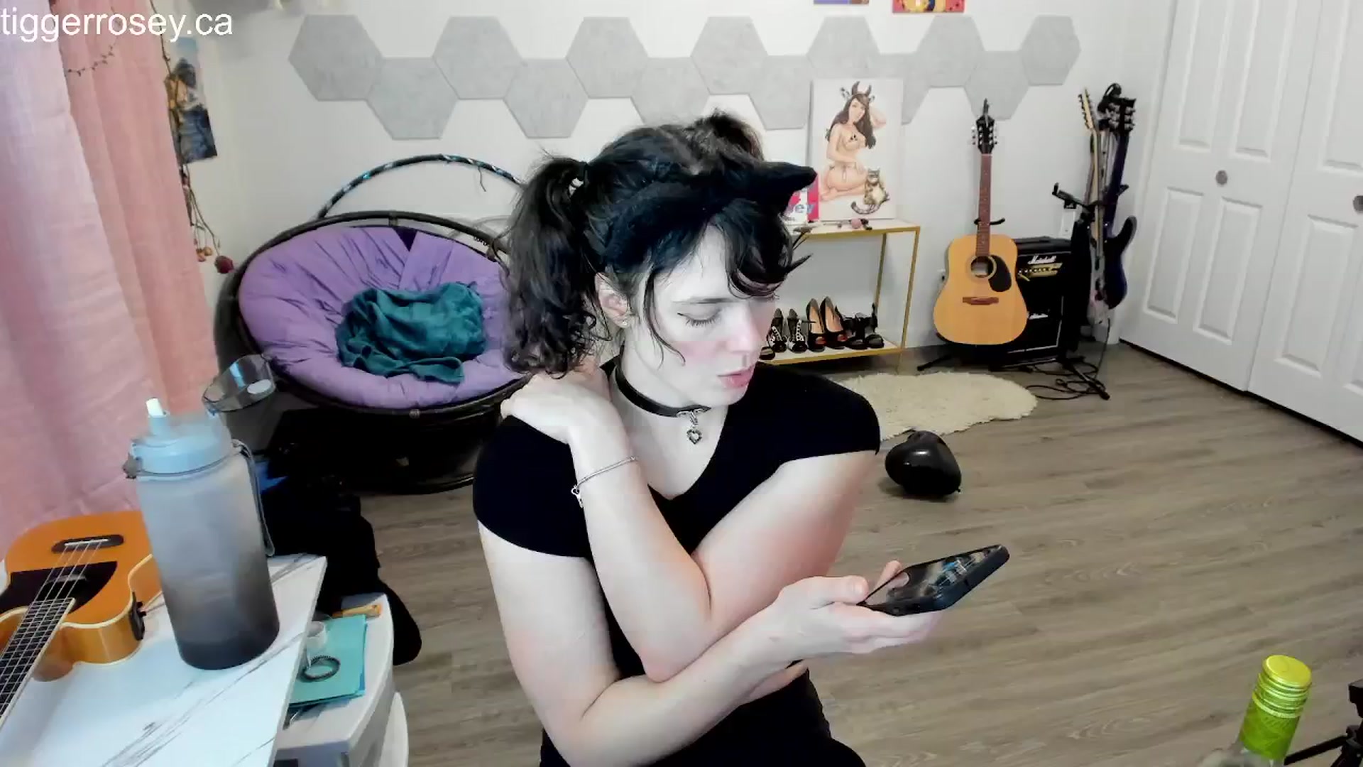 Gallery image thumbnail from TiggerRosey's myfreecams stream on, 02/25/2024, 04:43 image 18 of 20