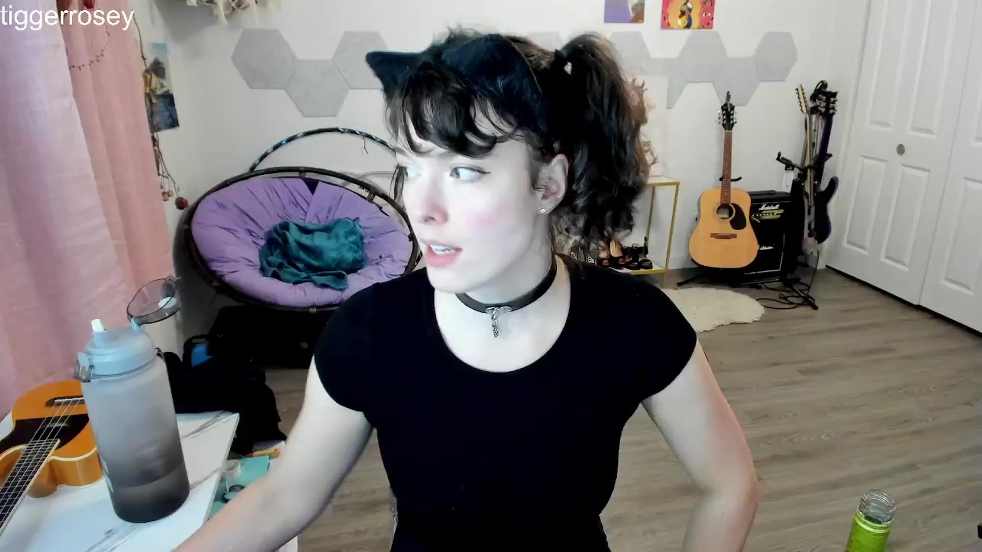 Gallery image thumbnail from TiggerRosey's myfreecams stream on, 02/25/2024, 04:43 image 3 of 20