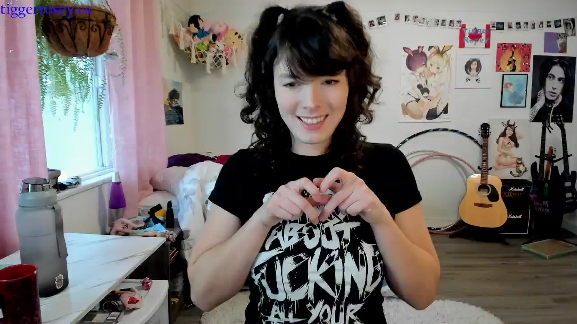 Gallery image thumbnail from TiggerRosey's myfreecams stream on, 03/12/2024, 24:10 image 17 of 20