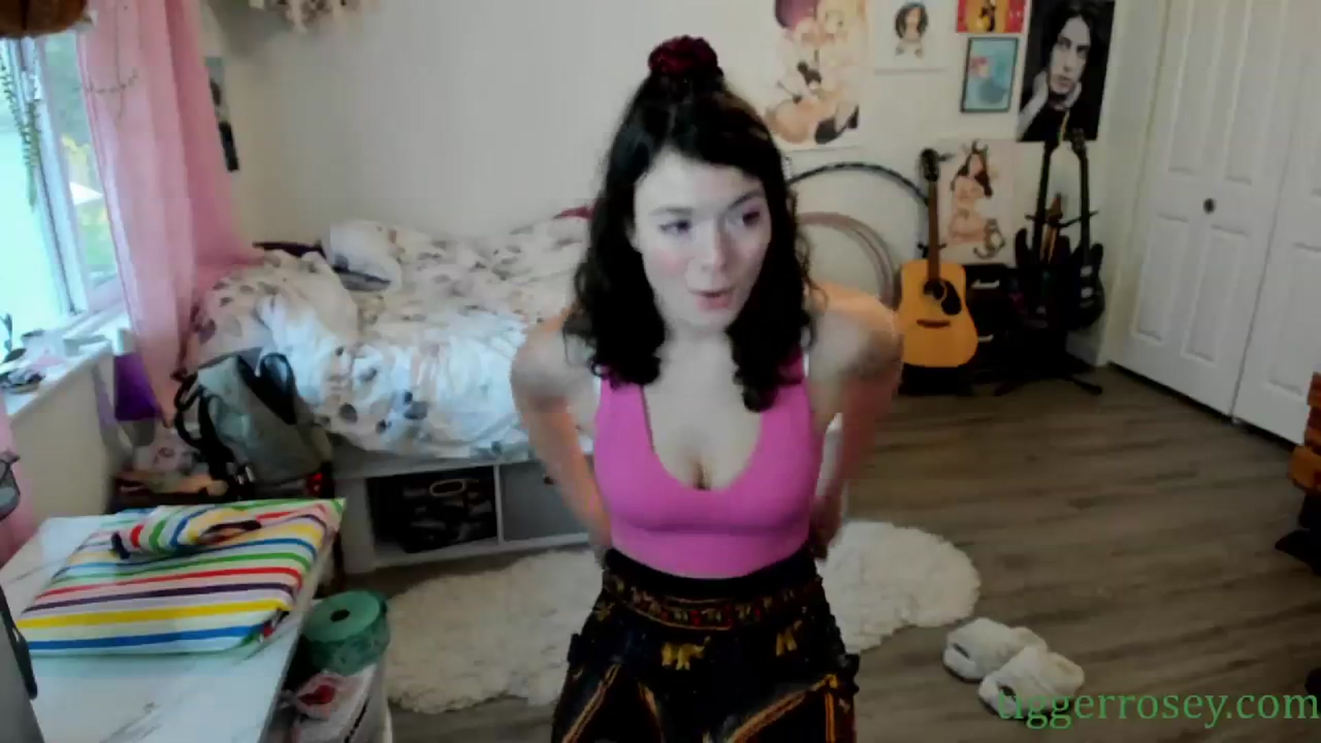 Gallery image thumbnail from TiggerRosey's myfreecams stream on, 03/22/2024, 21:45 image 6 of 20